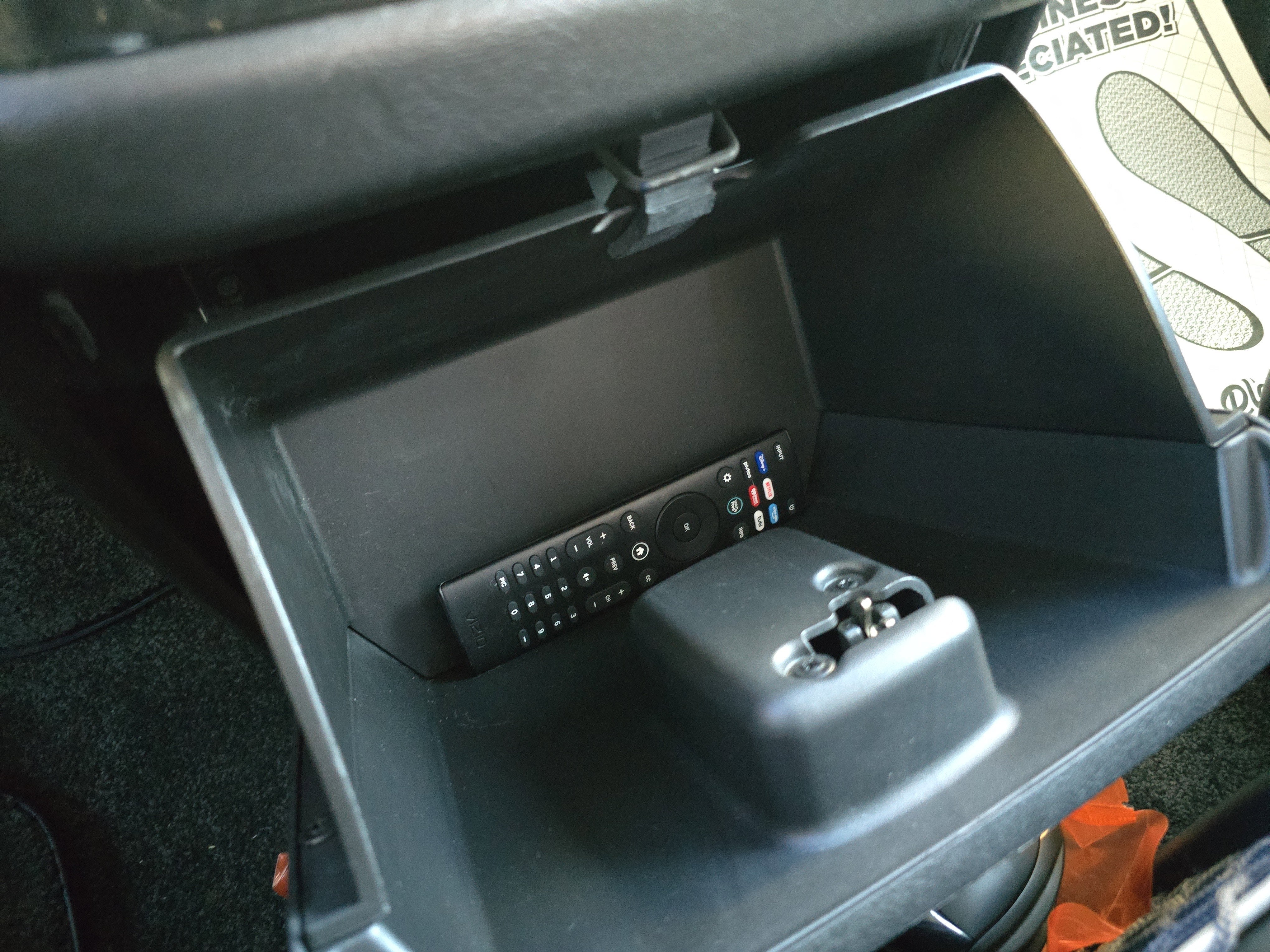 2021 Chevrolet Express Passenger 2500 1LS