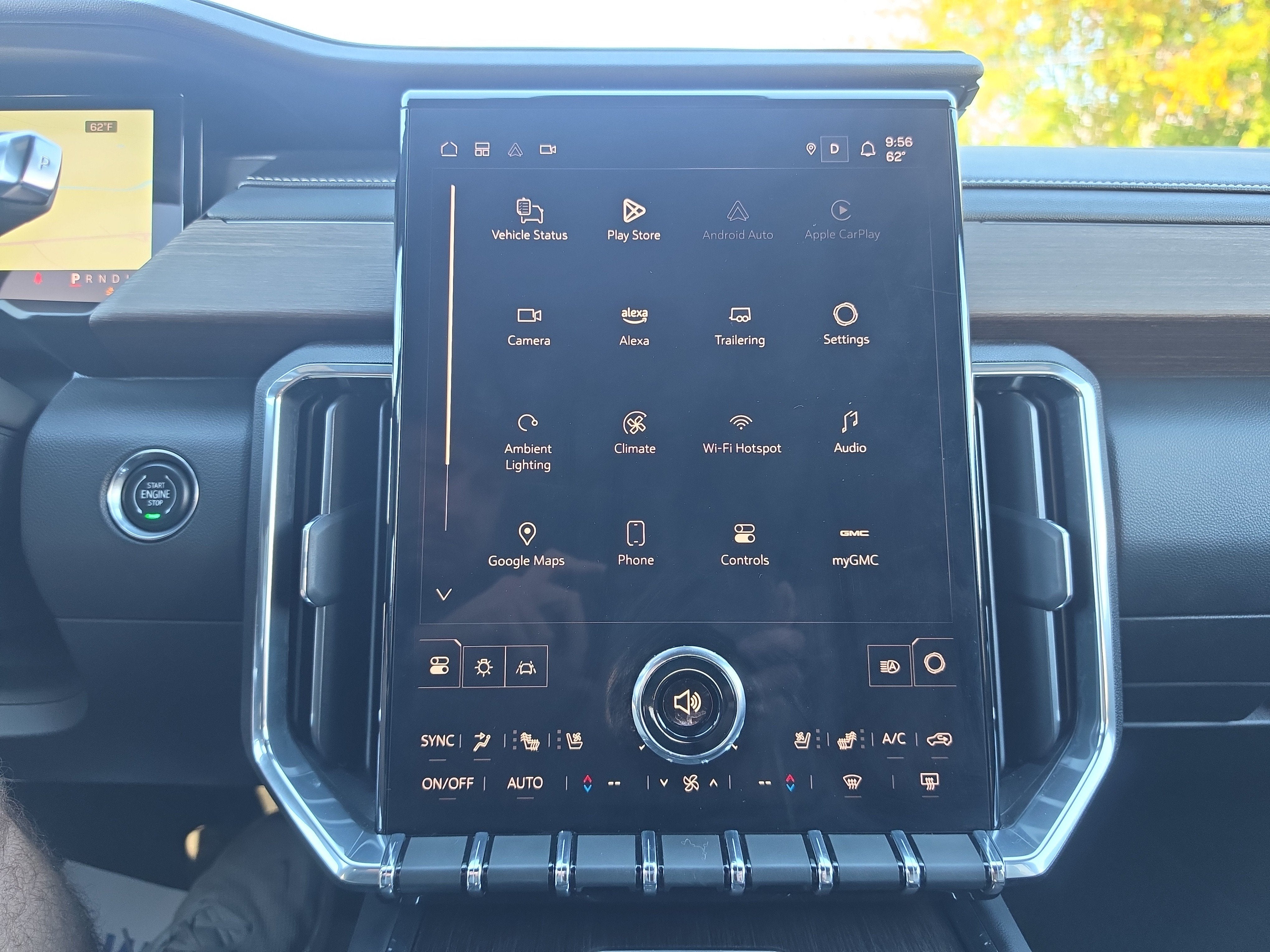2025 GMC Acadia Denali