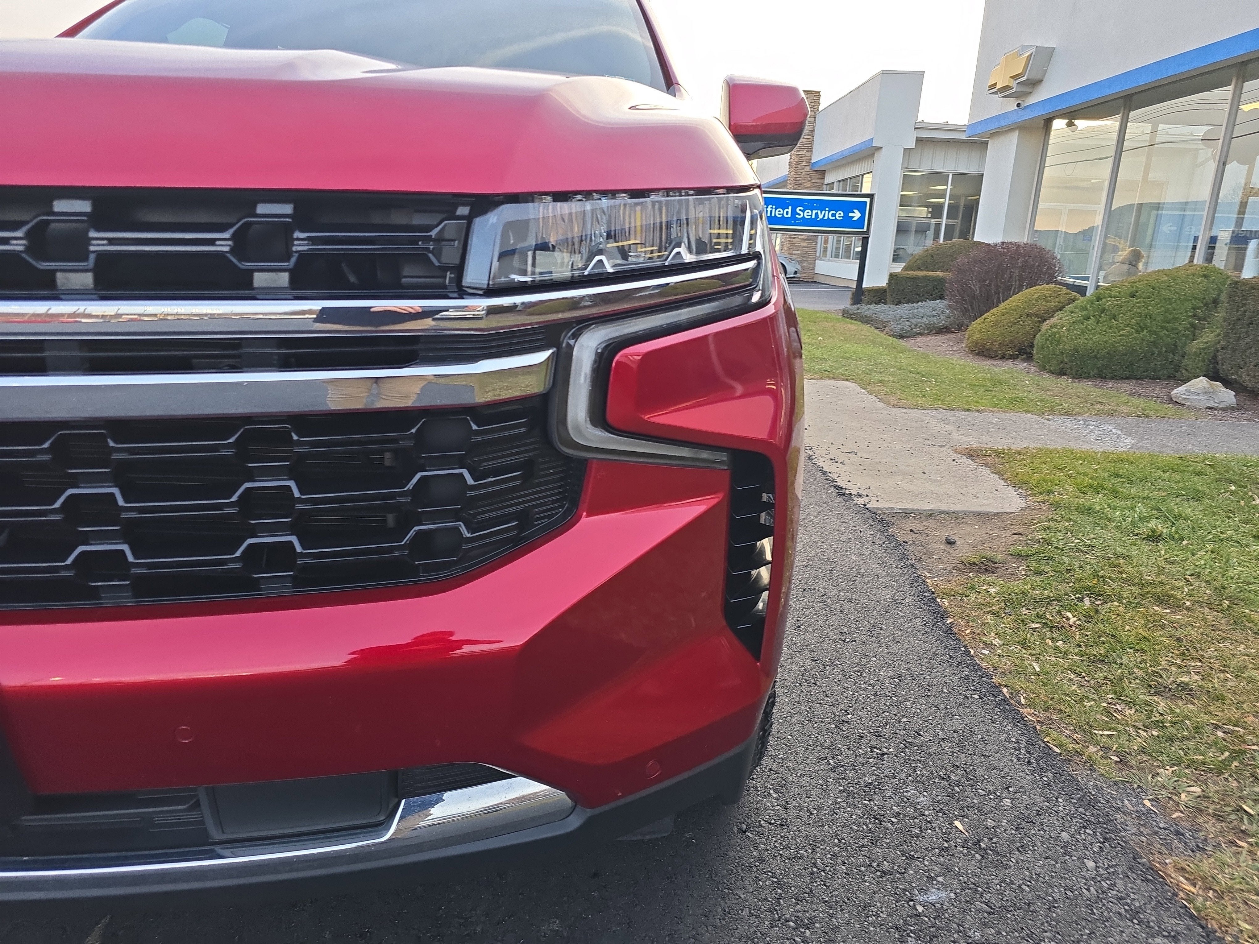 2022 Chevrolet Suburban LS
