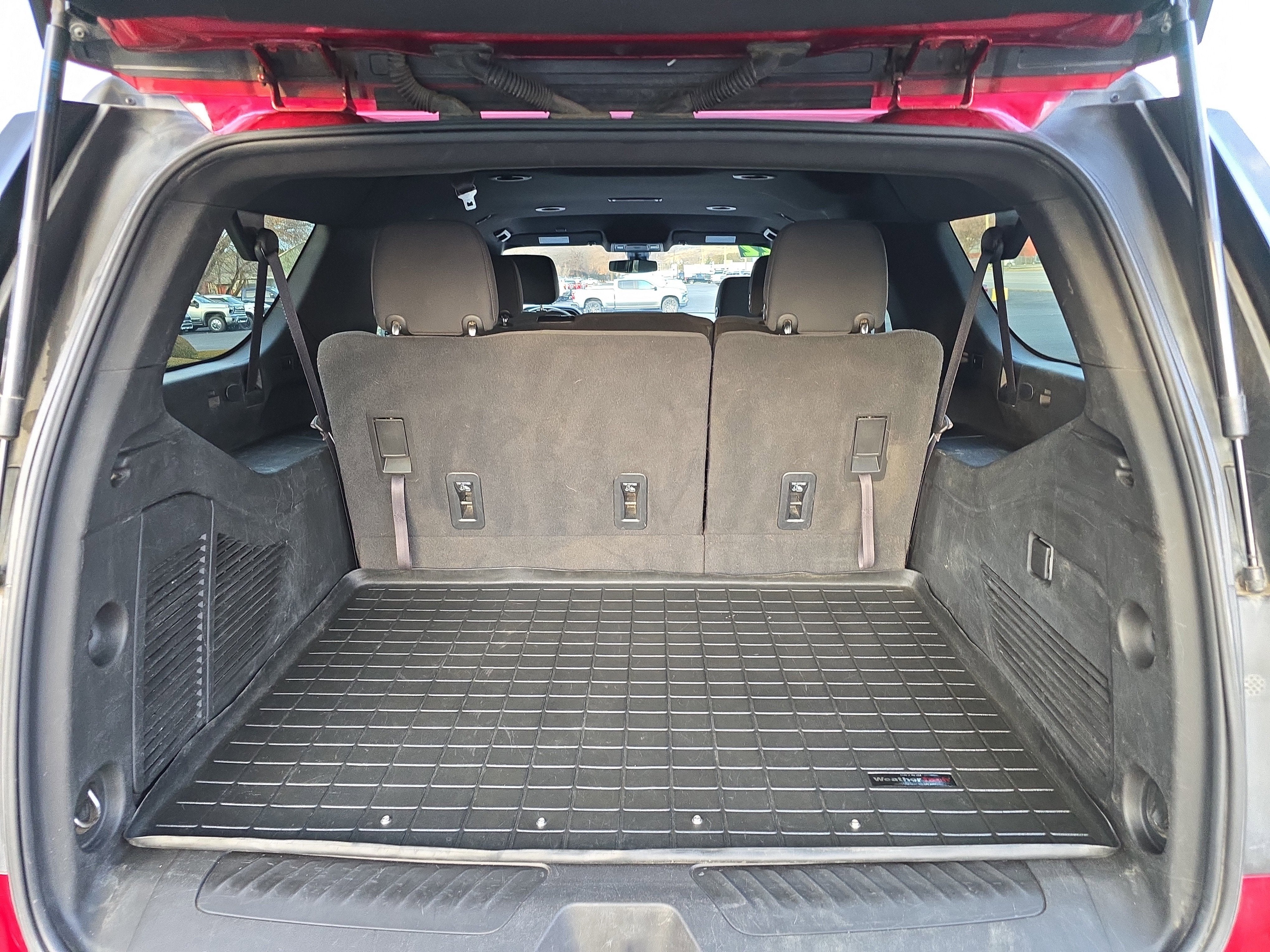 2022 Chevrolet Suburban LS