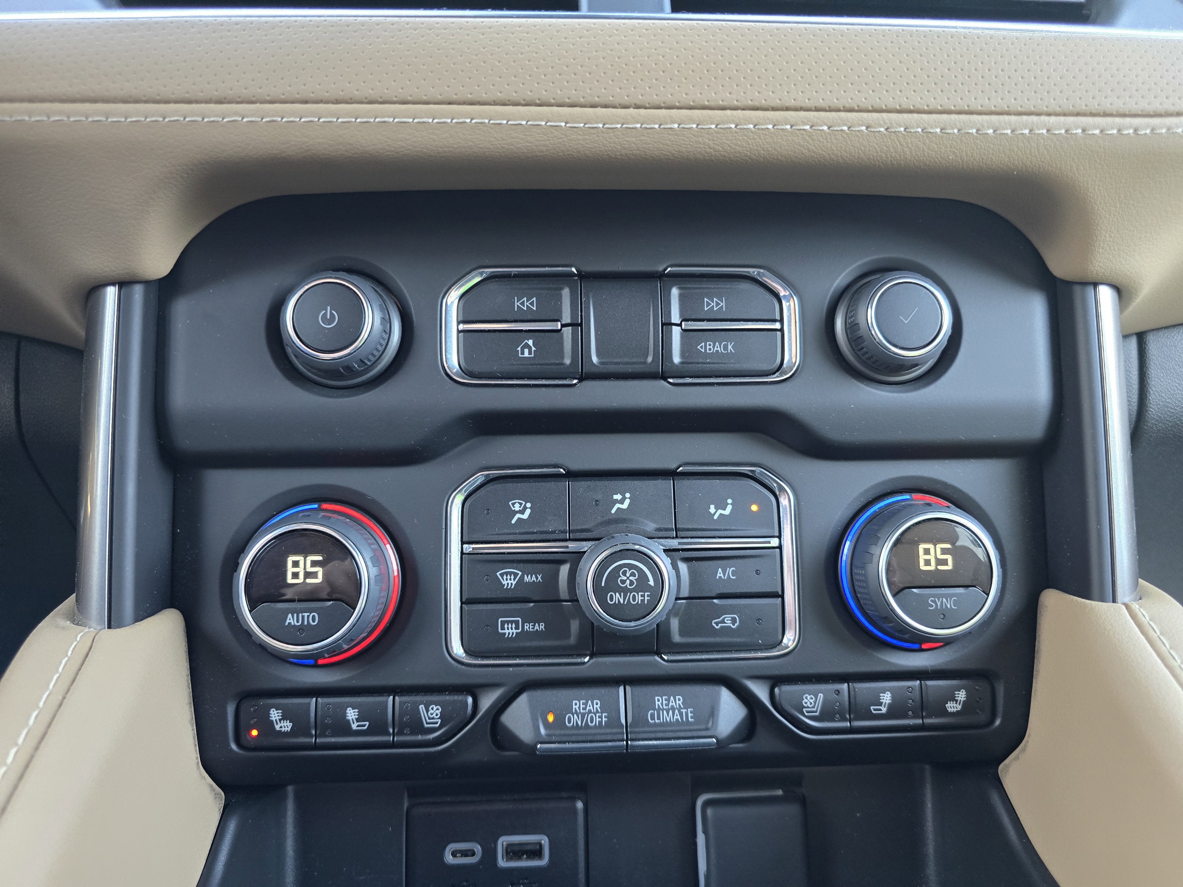 2024 Chevrolet Suburban Premier