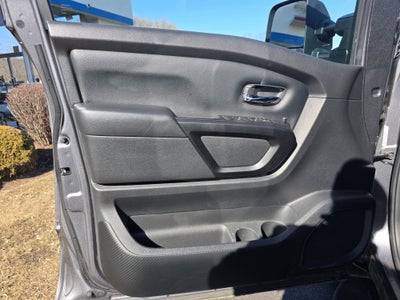 2024 Nissan Titan SV