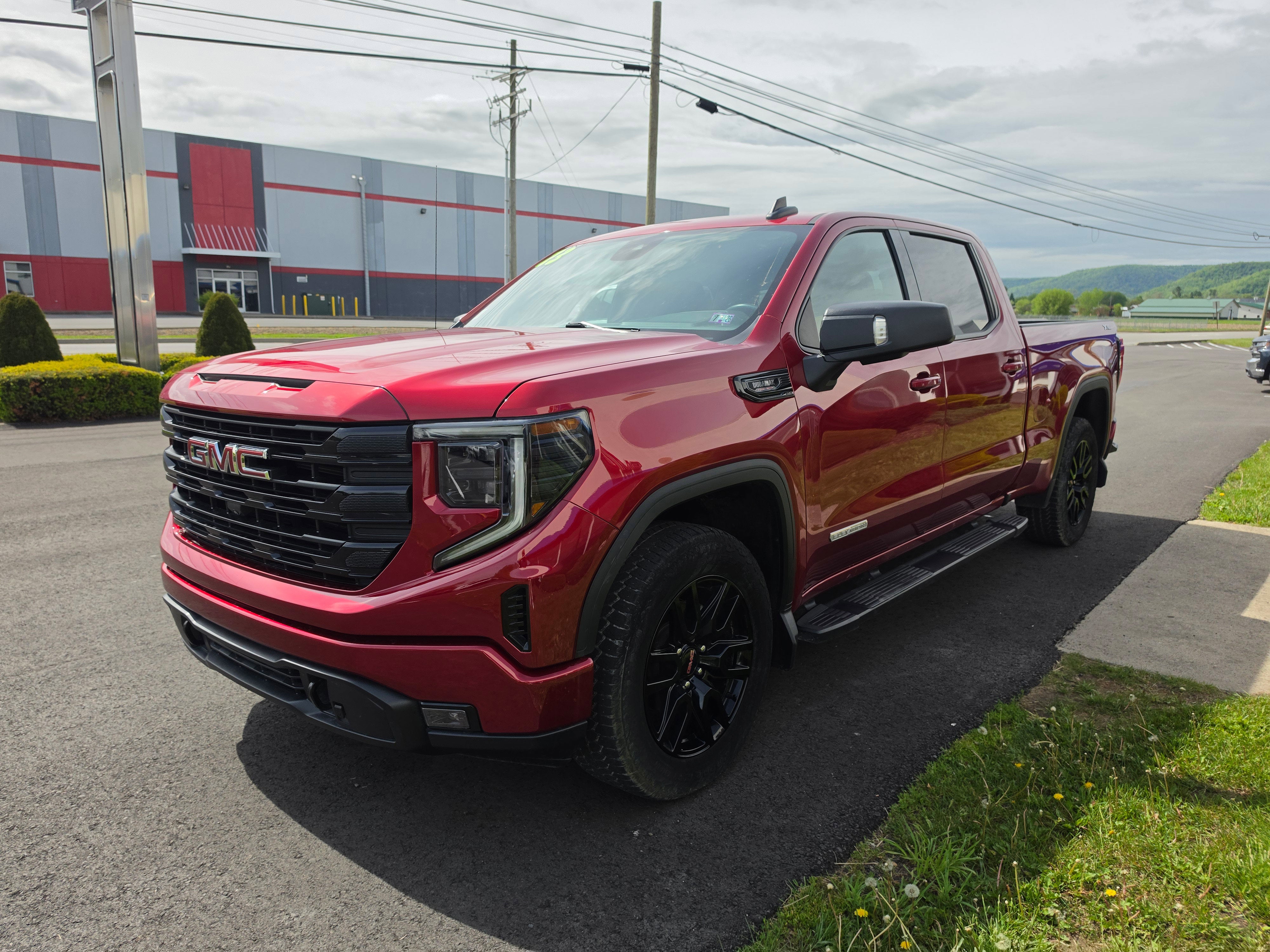 2023 GMC Sierra 1500 Elevation
