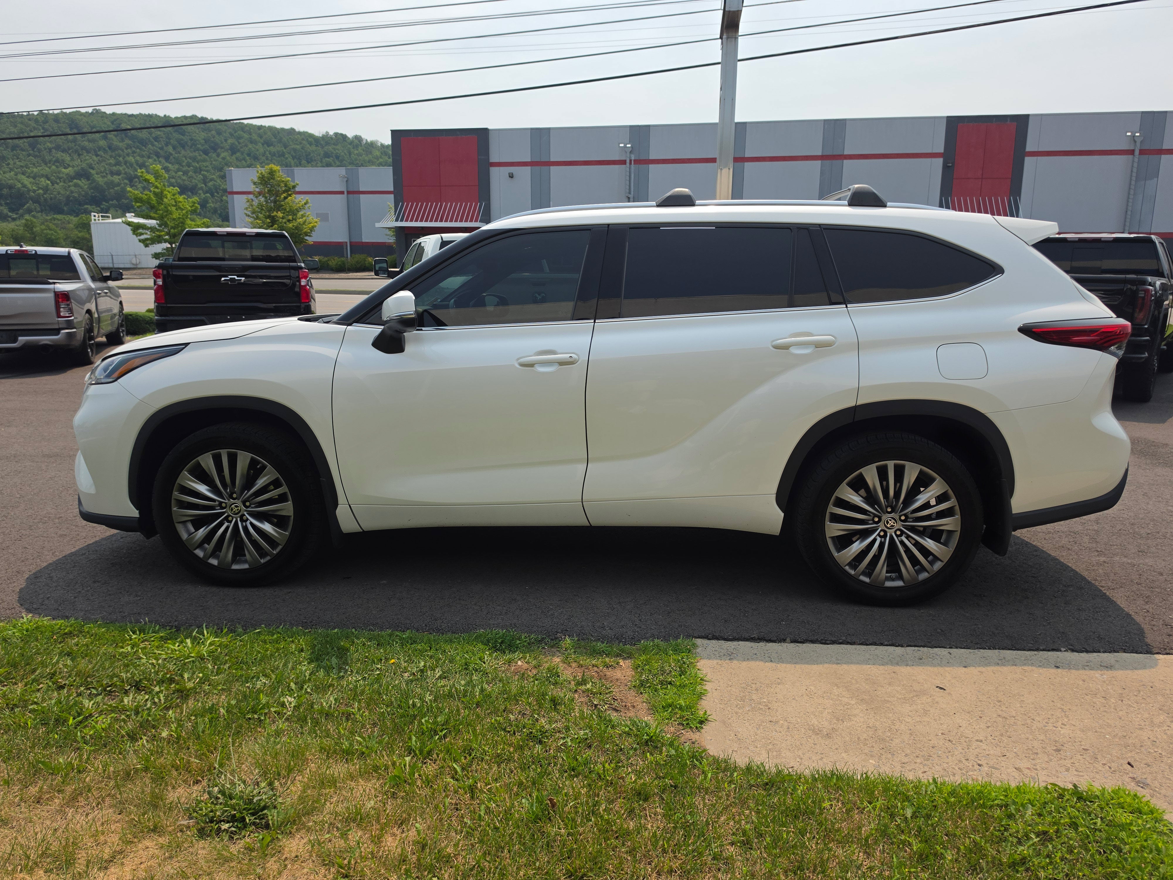 2021 Toyota Highlander Platinum