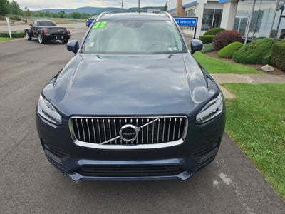 2022 Volvo XC90 Momentum