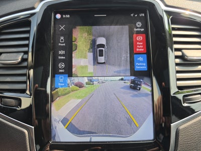 2024 Volvo XC90 Plus Bright Theme
