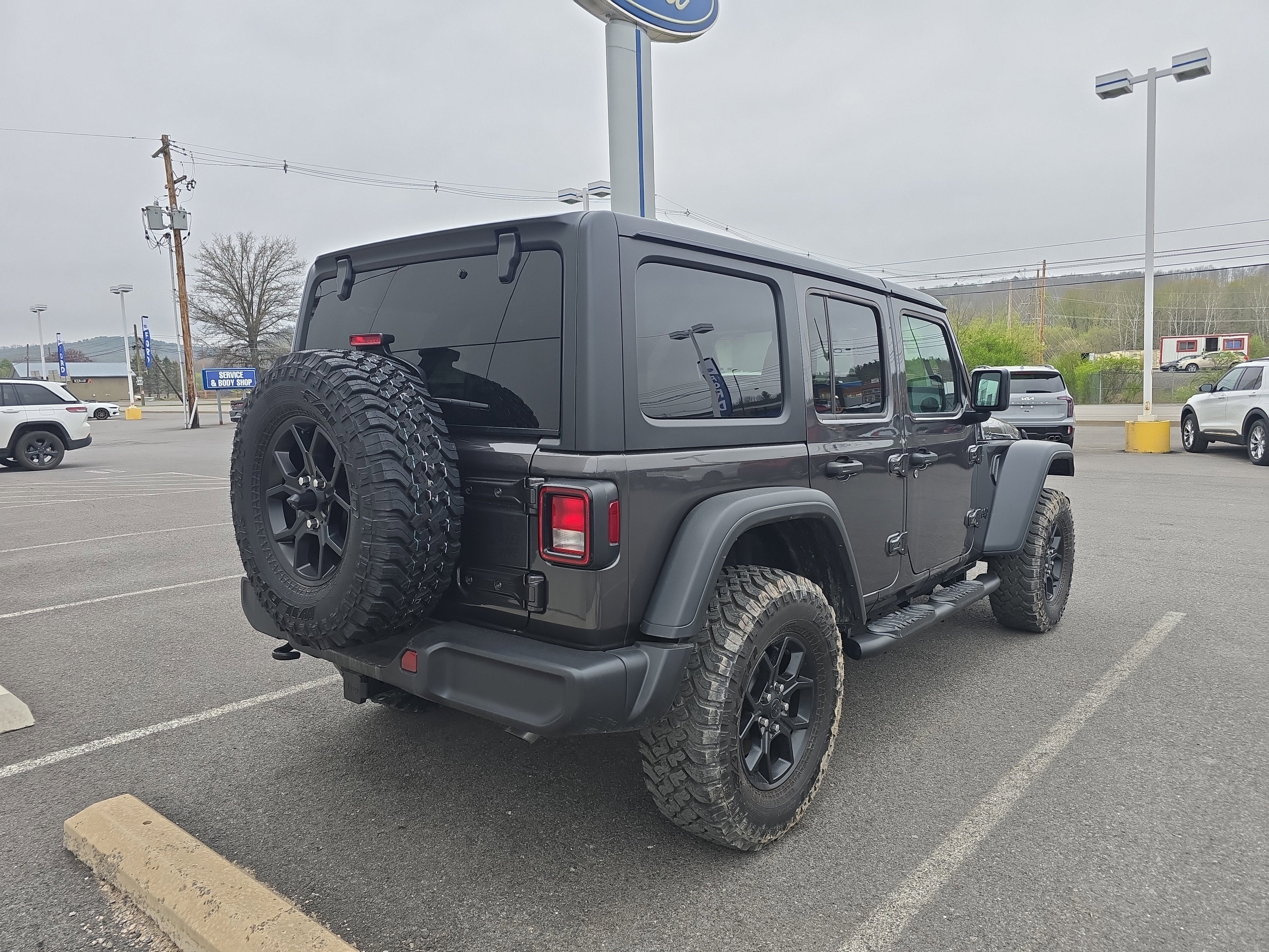 2024 Jeep Wrangler Willys
