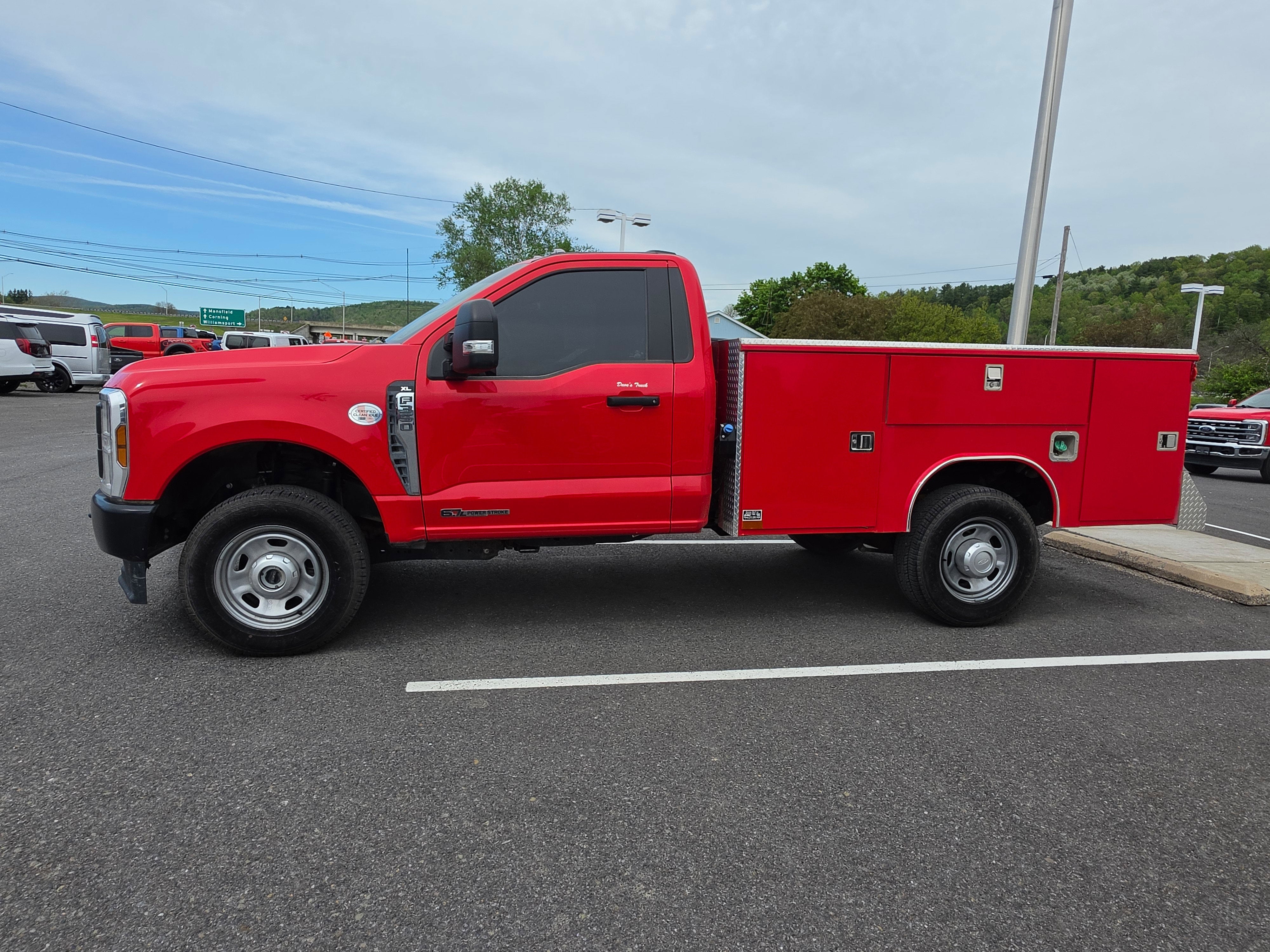 2024 Ford Super Duty F-350 SRW XL