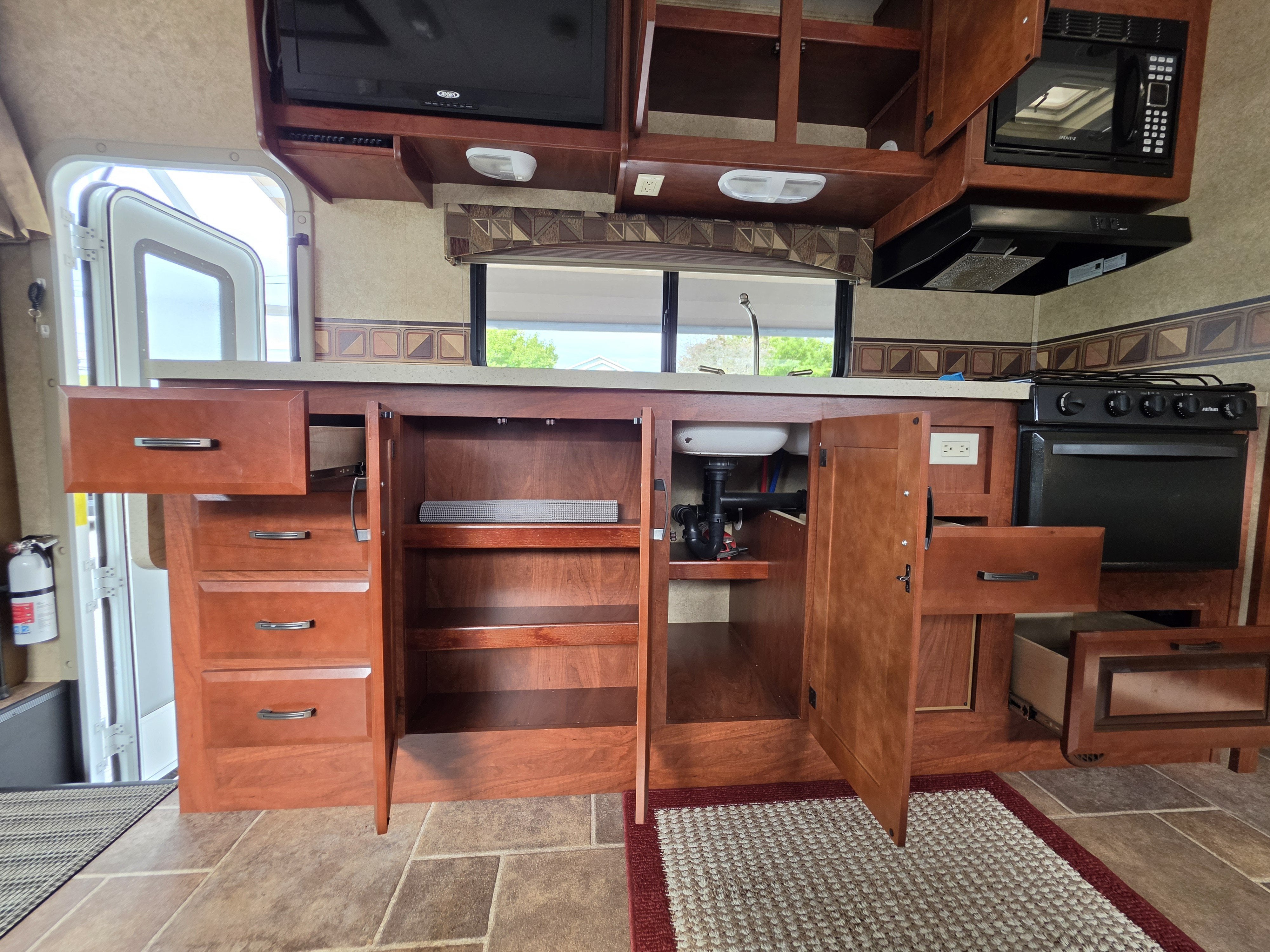 2012 Ford Econoline Commercial Cutaway Base