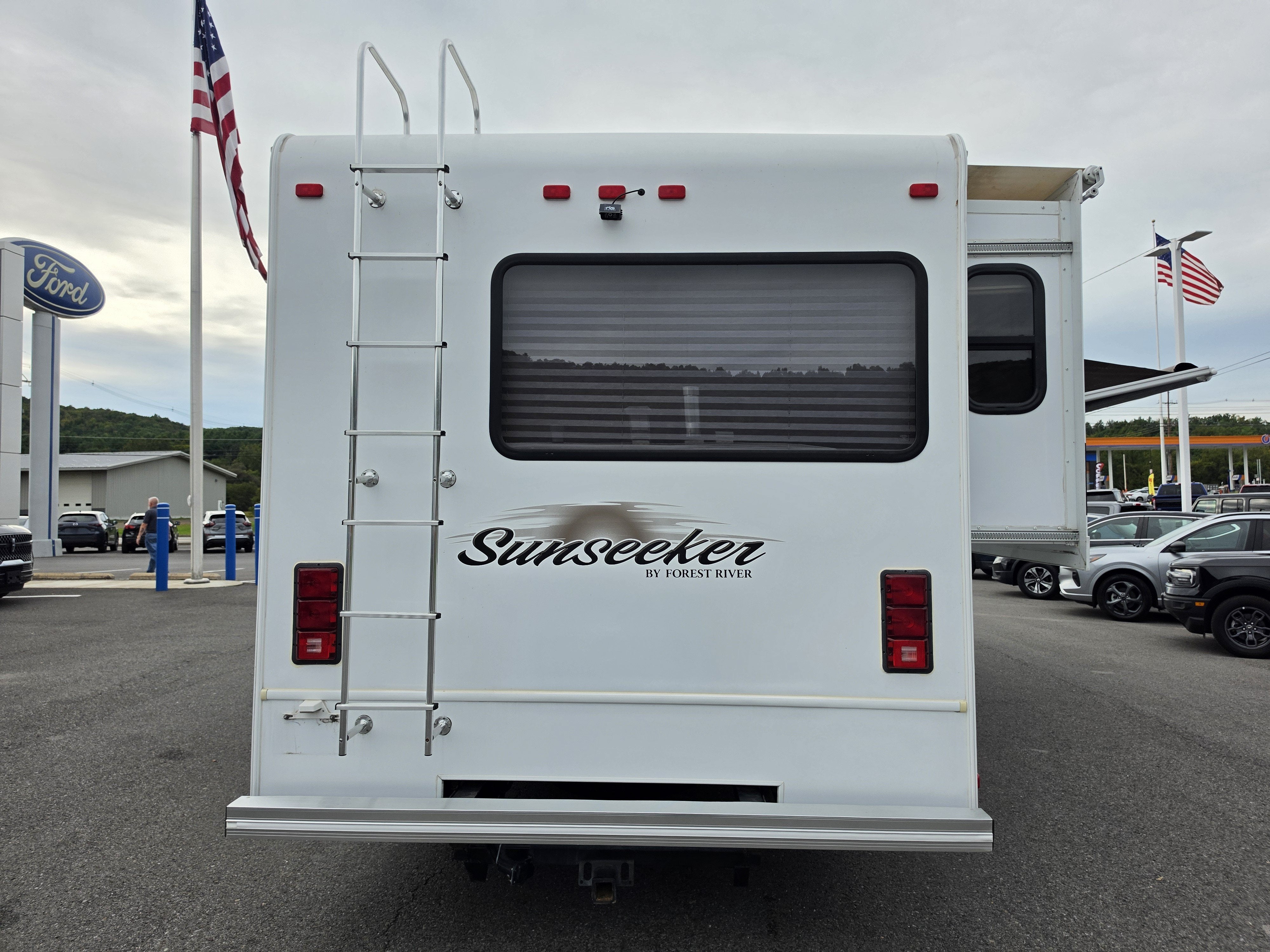 2012 Ford Econoline Commercial Cutaway Base