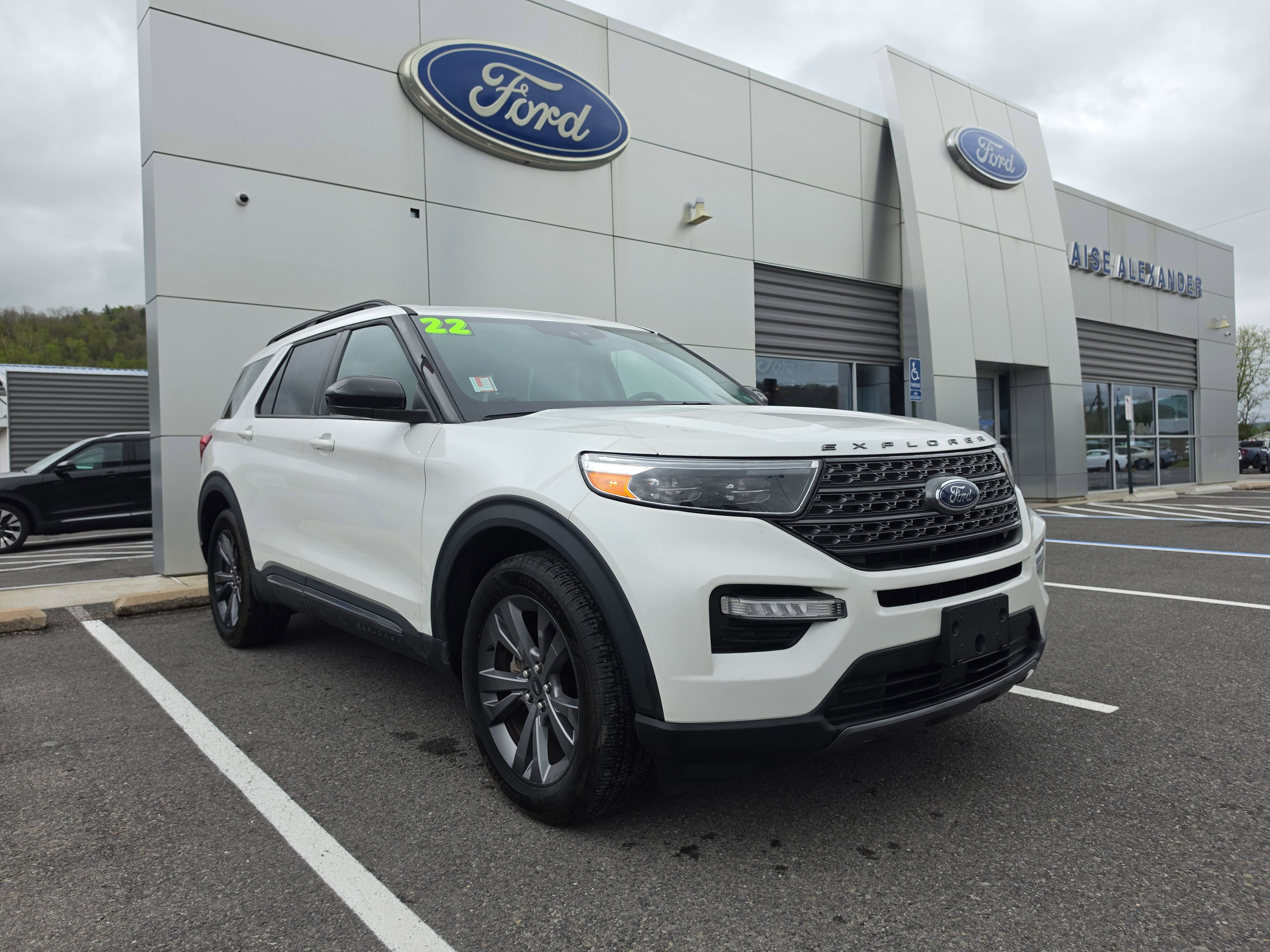 2022 Ford Explorer XLT
