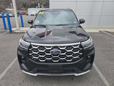 2025 Ford Explorer Platinum