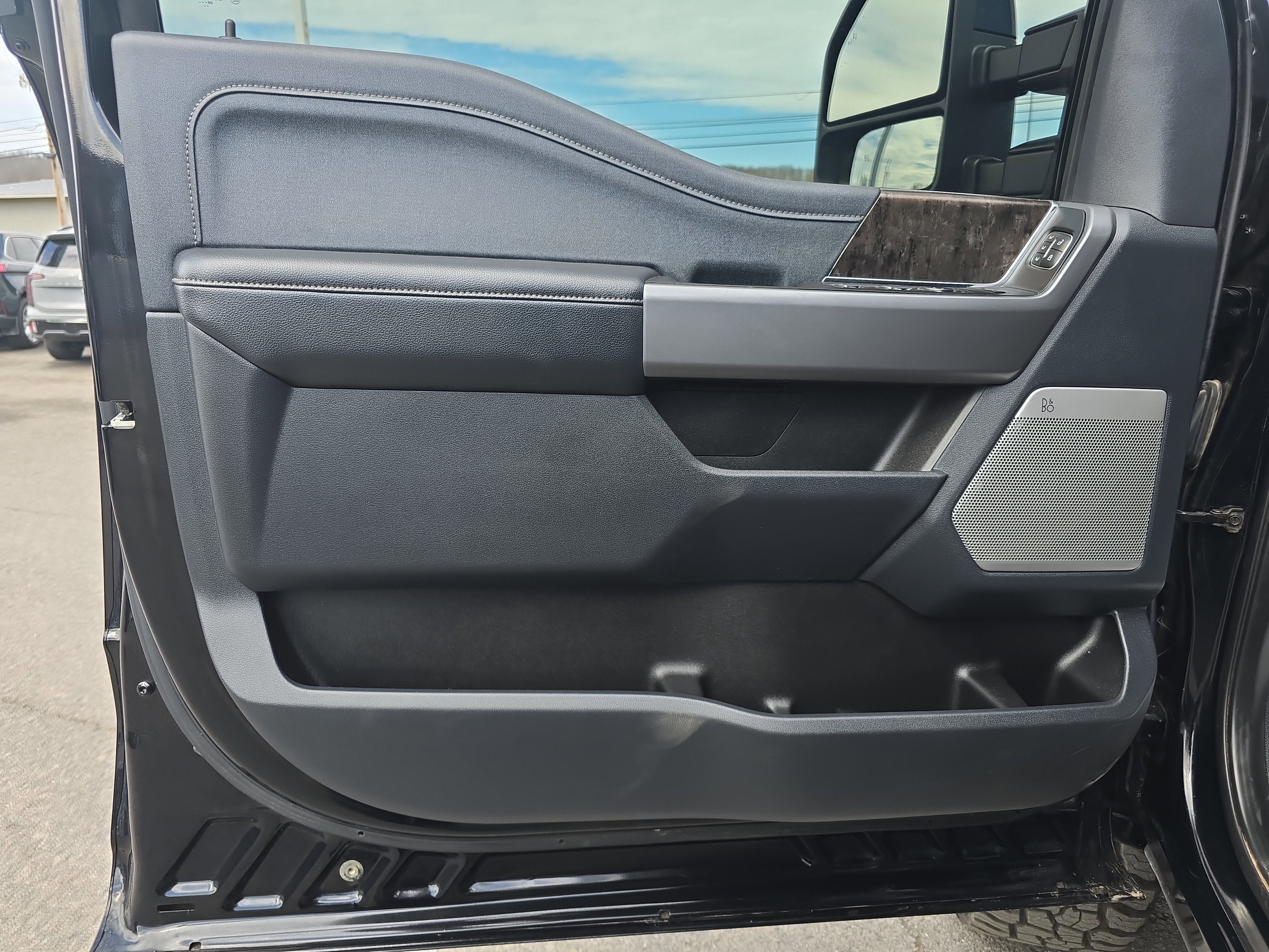 2024 Ford Super Duty F-250 SRW LARIAT