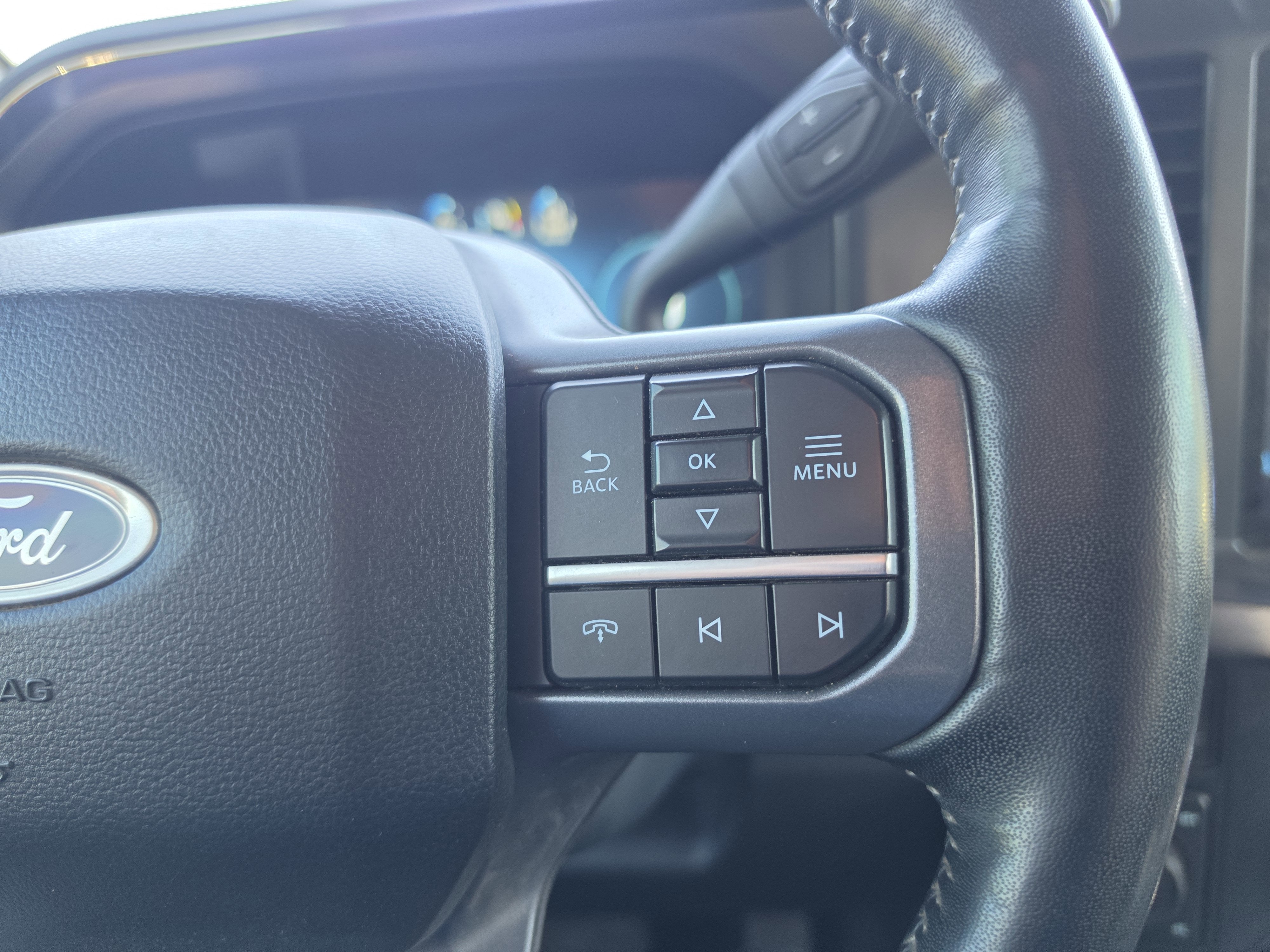 2023 Ford Super Duty F-350 SRW LARIAT