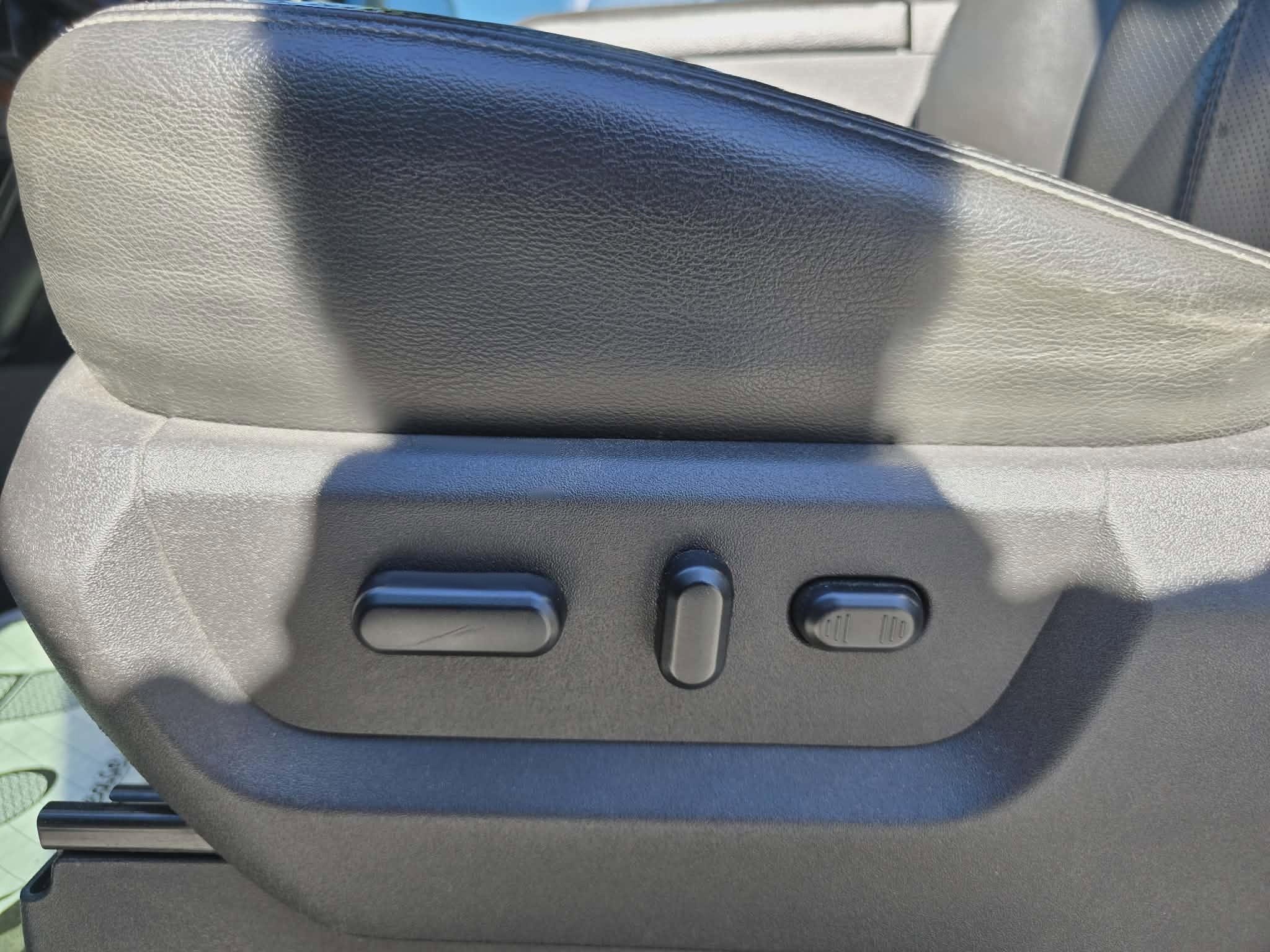 2012 Ford Super Duty F-350 SRW Lariat