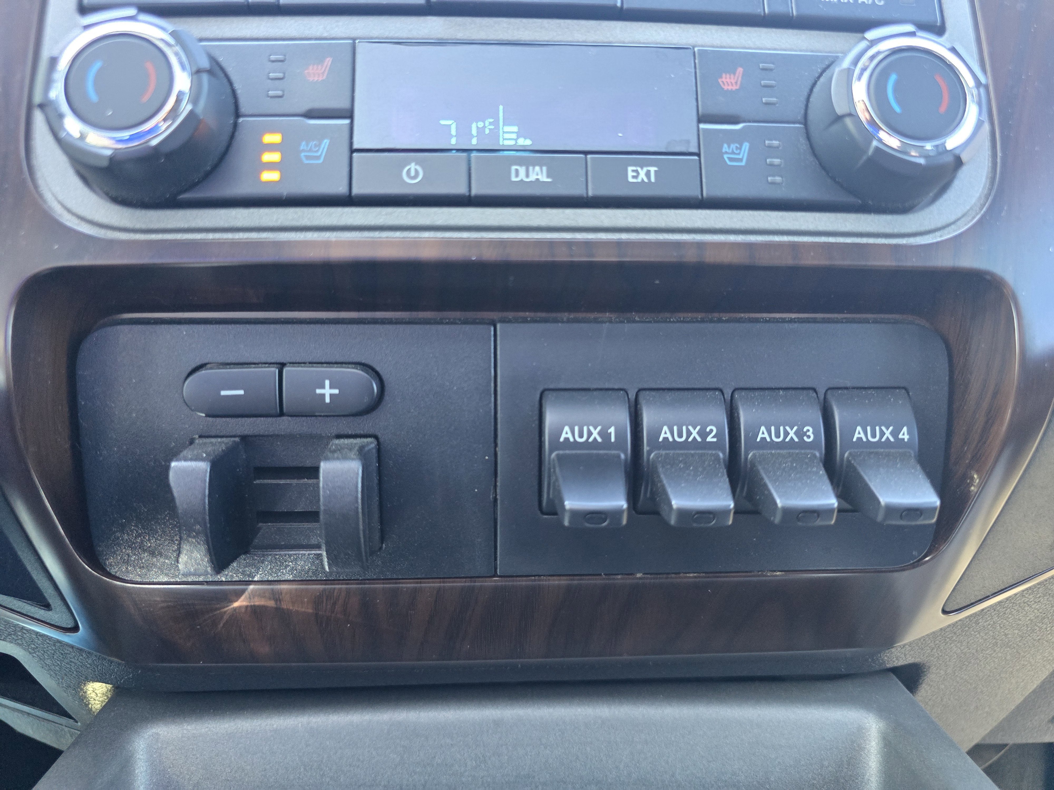 2012 Ford Super Duty F-350 SRW Lariat