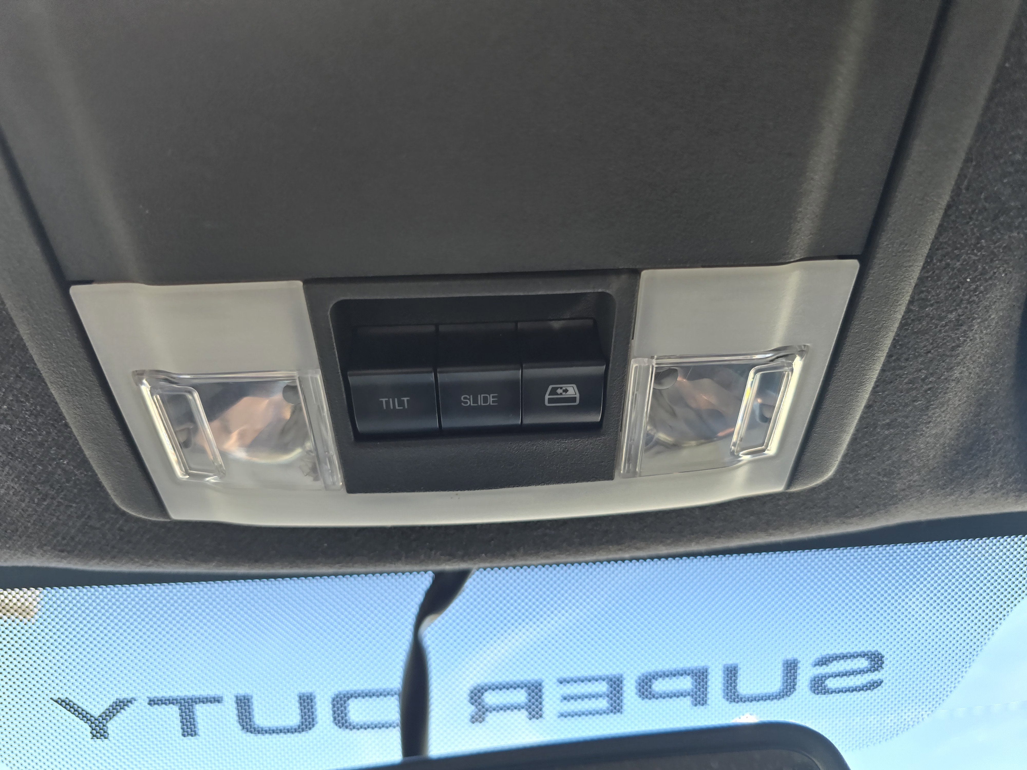 2012 Ford Super Duty F-350 SRW Lariat