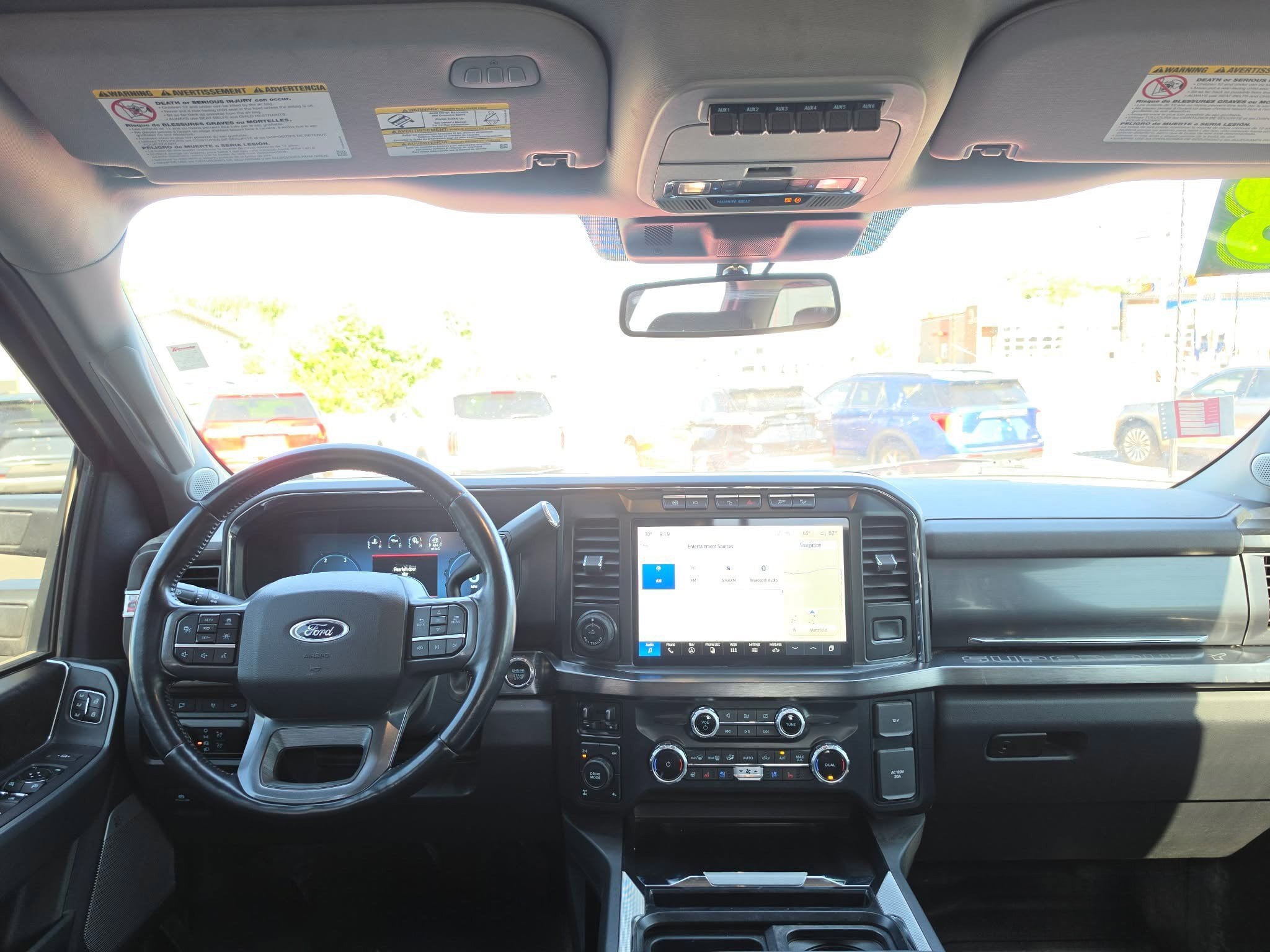 2023 Ford Super Duty F-350 SRW LARIAT