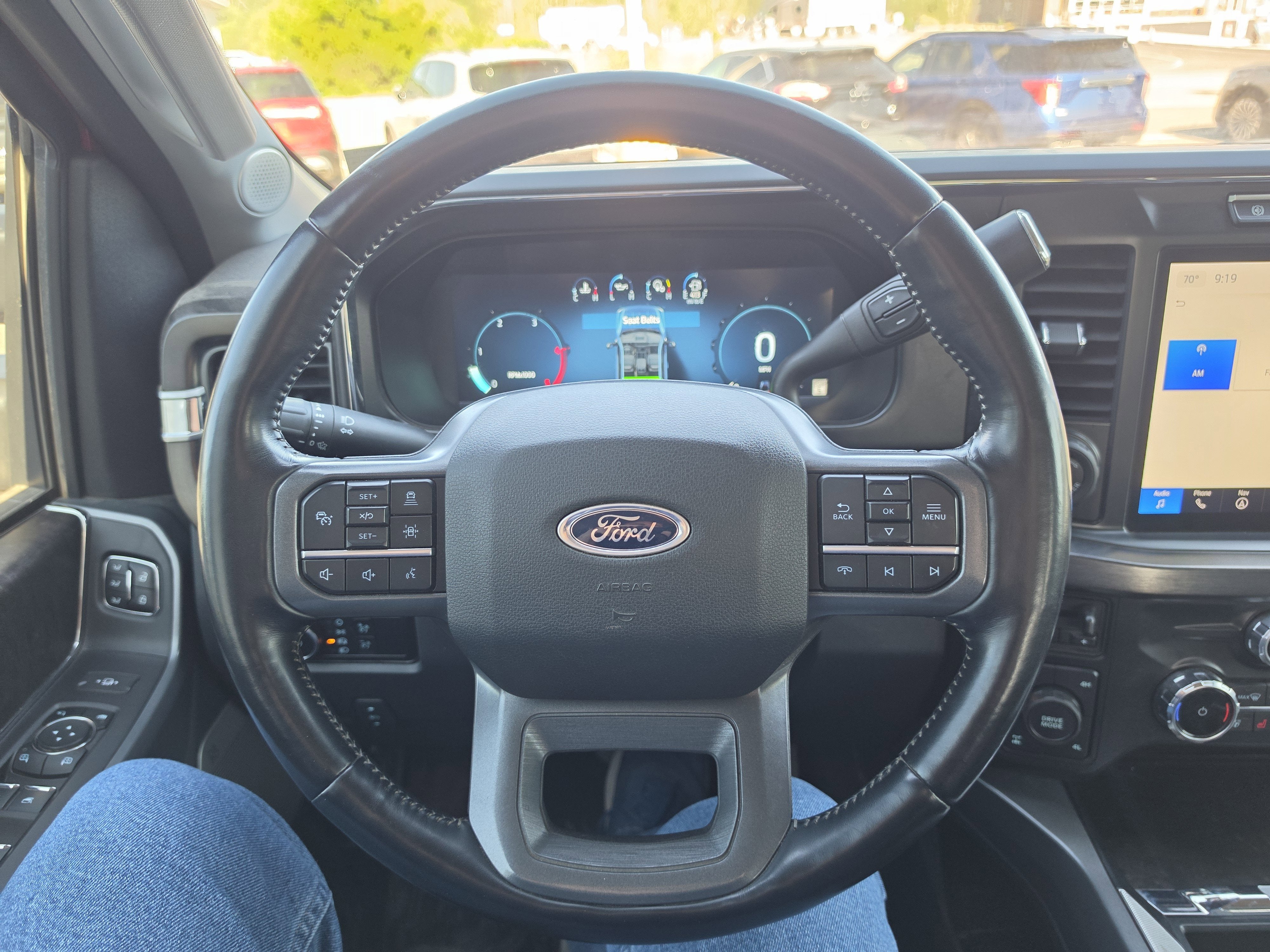 2023 Ford Super Duty F-350 SRW LARIAT