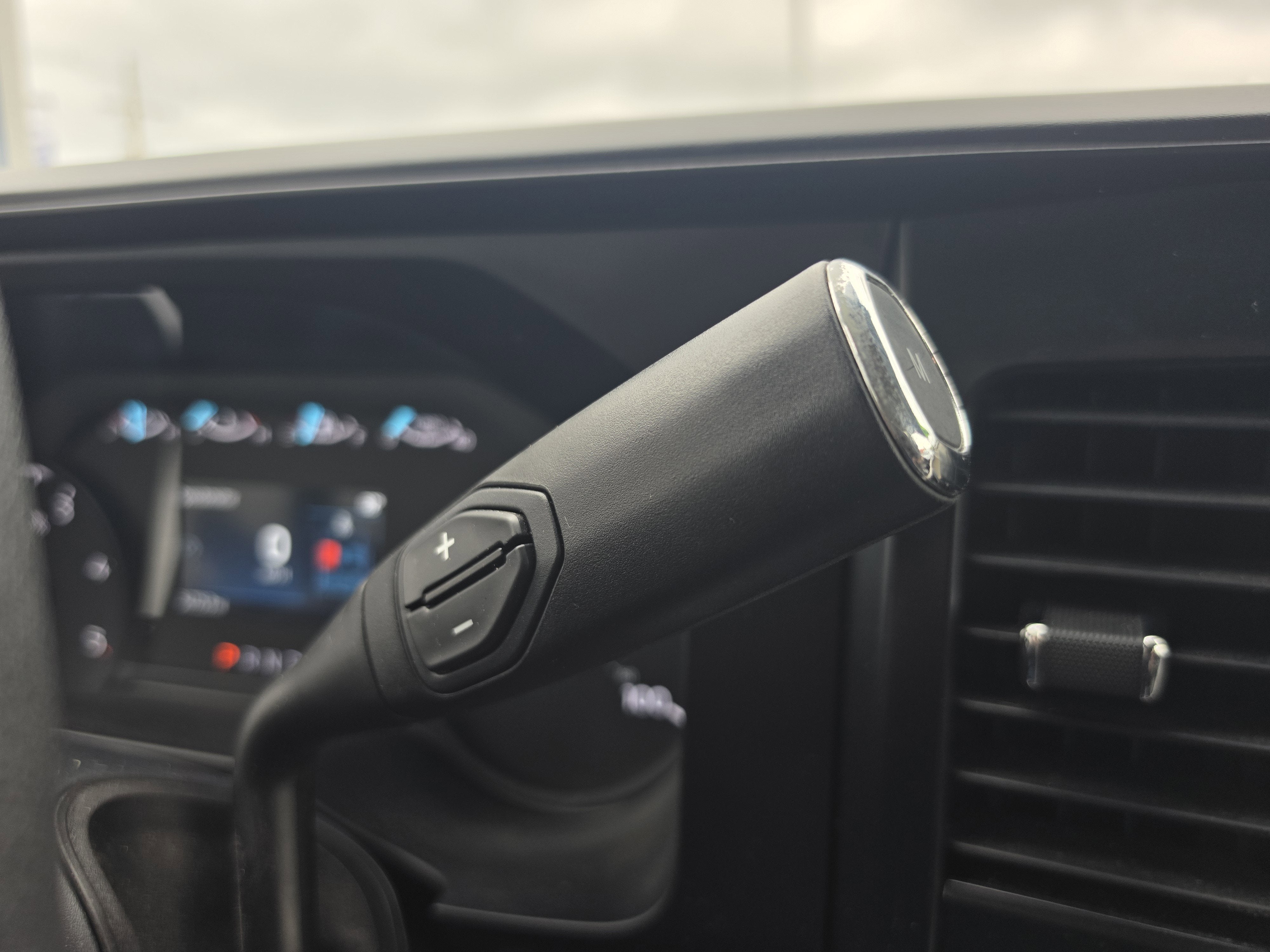 2024 Ford Super Duty F-450 DRW XLT