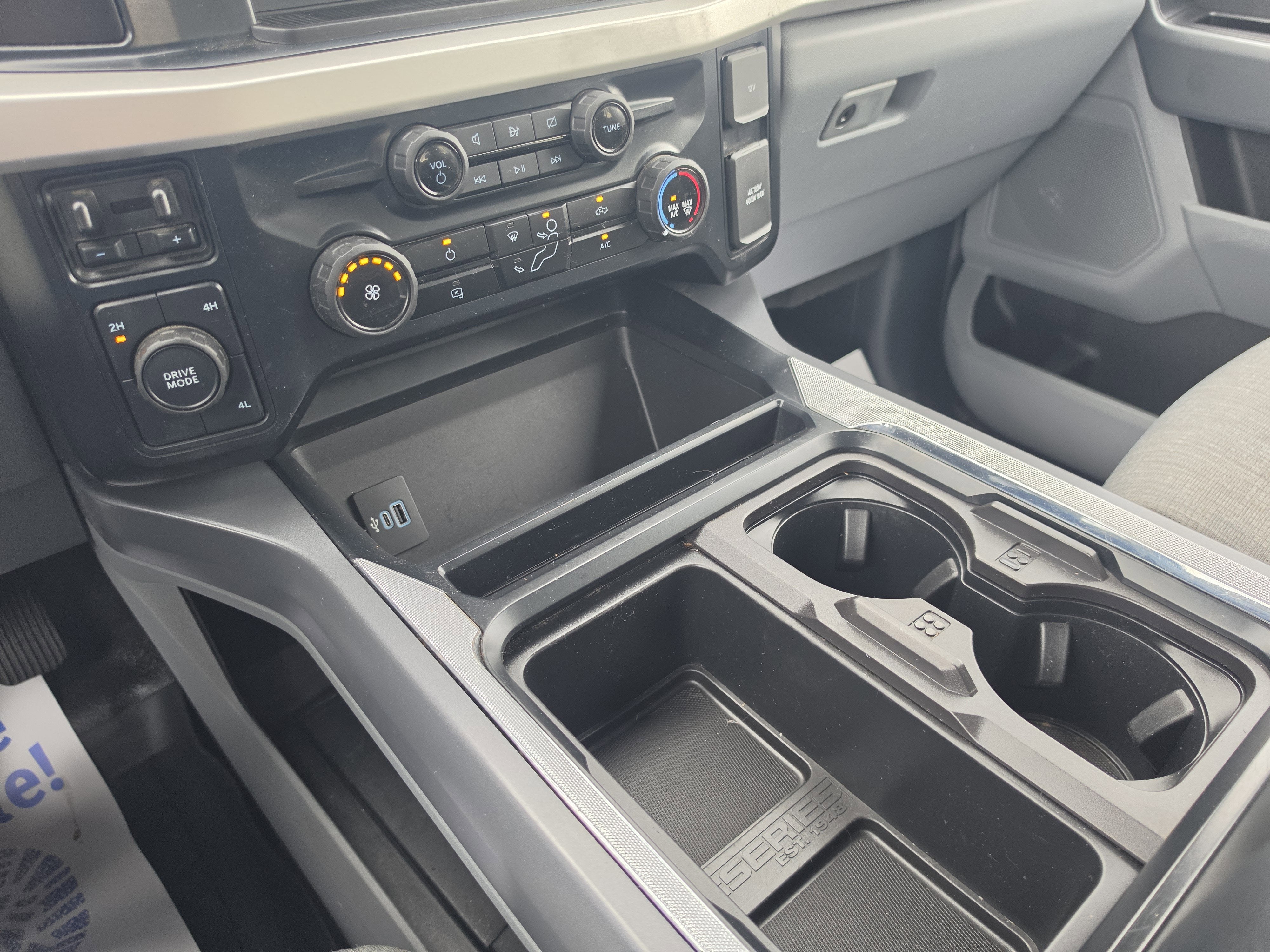 2024 Ford Super Duty F-450 DRW XLT