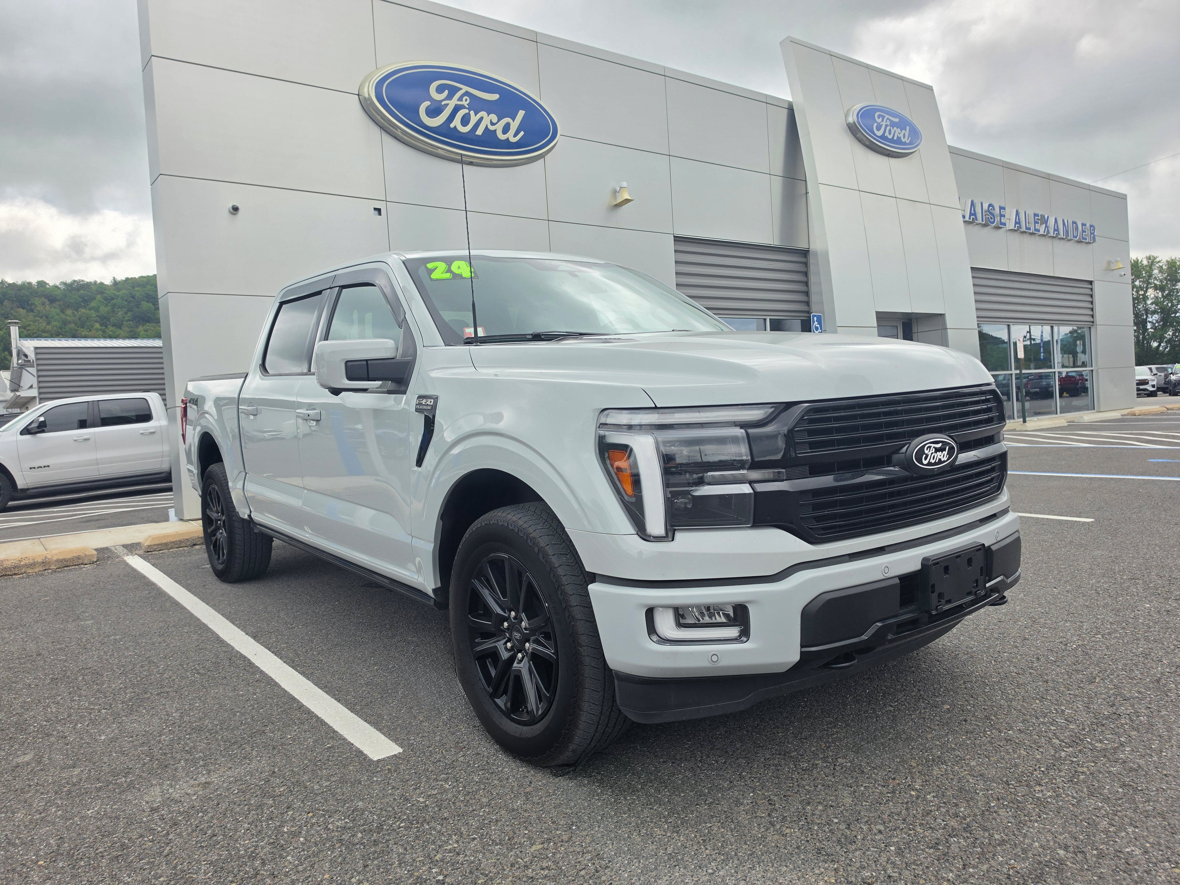 2024 Ford F-150 Platinum