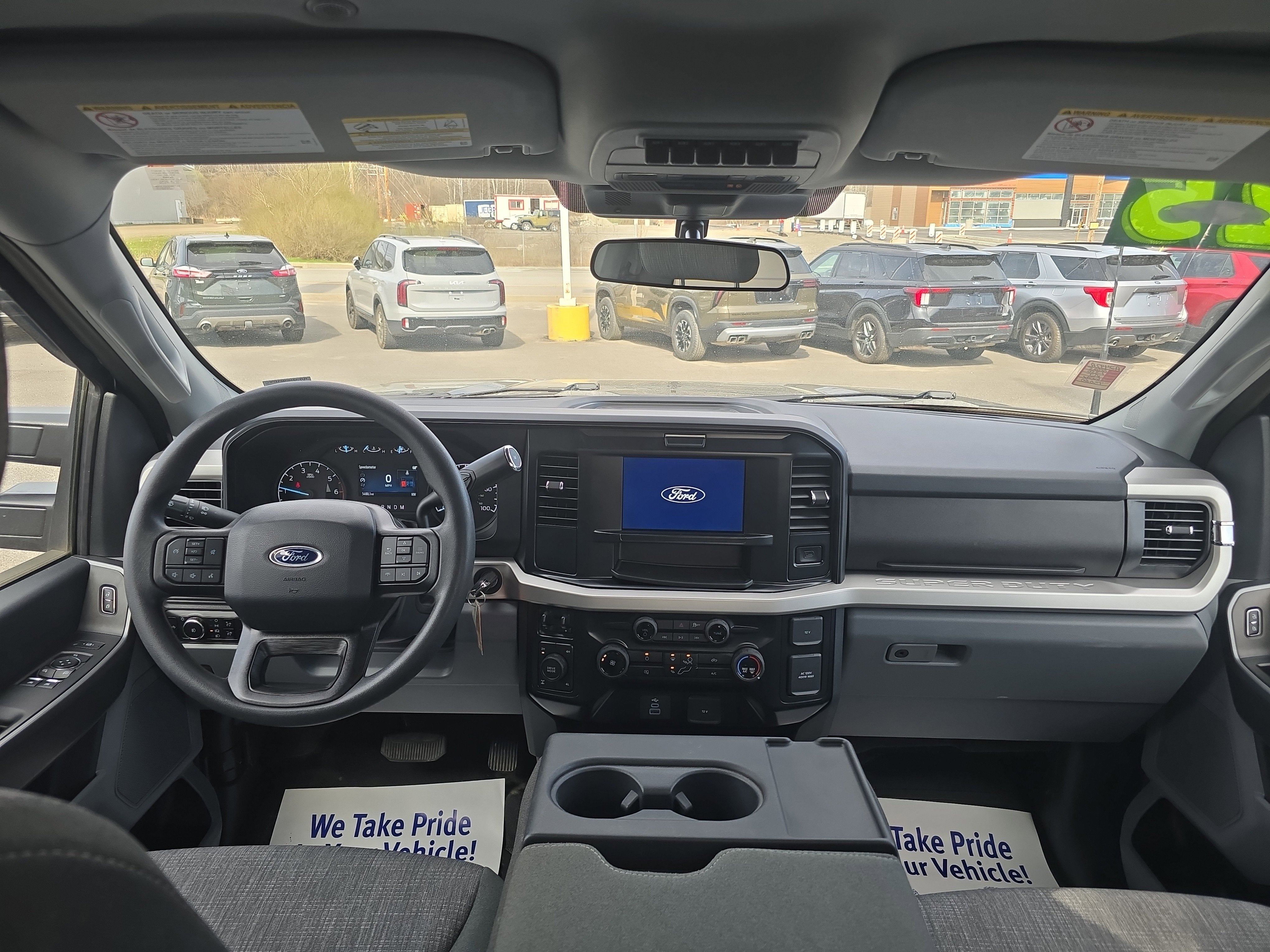 2025 Ford Super Duty F-350 SRW XLT