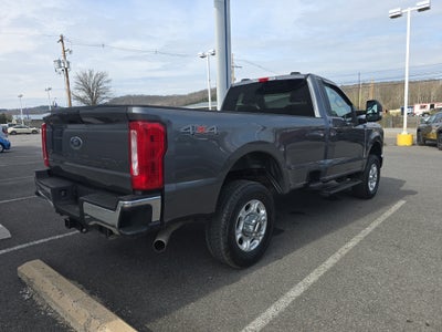 2025 Ford Super Duty F-350 SRW XLT
