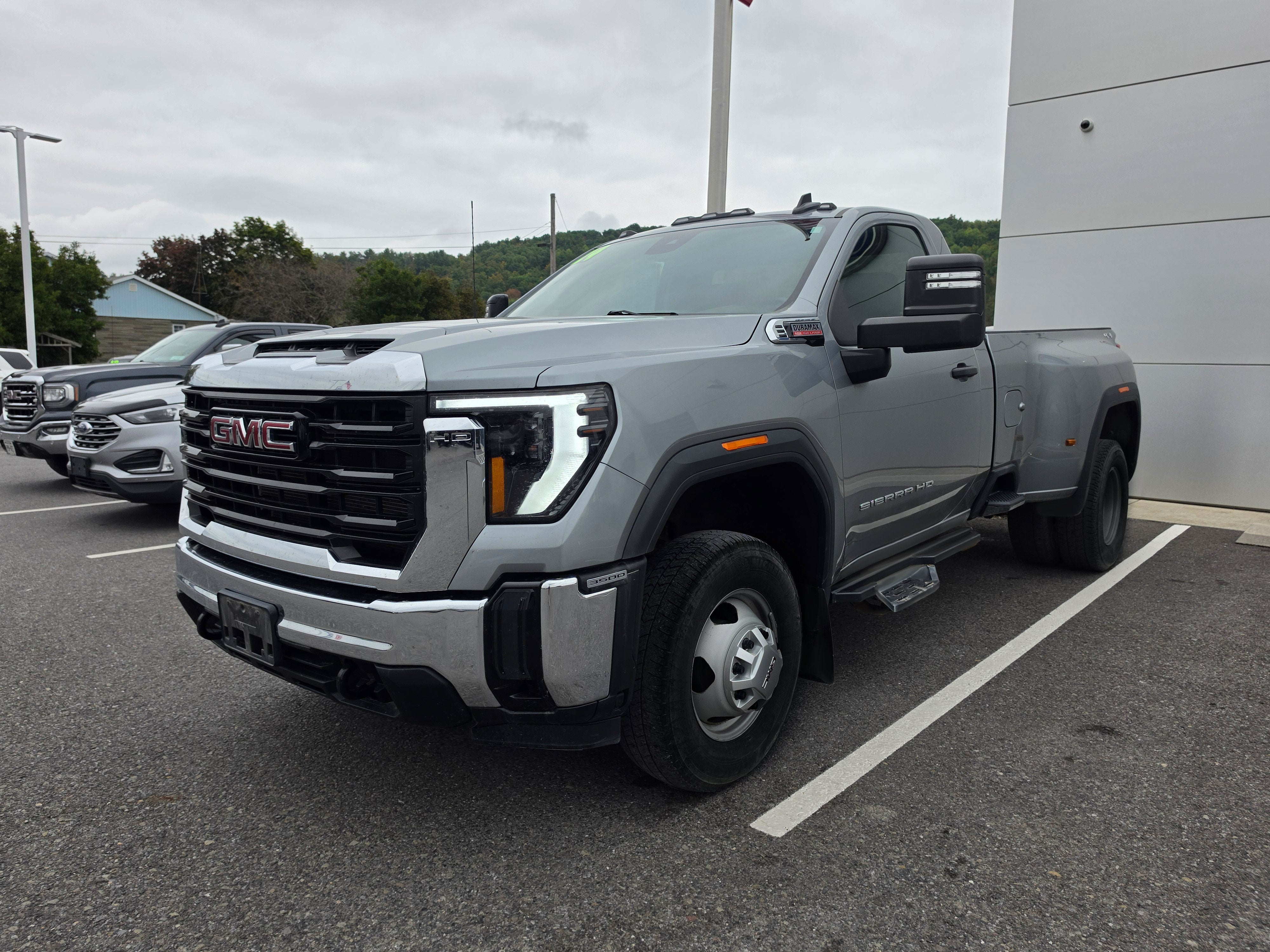 2024 GMC Sierra 3500HD Pro