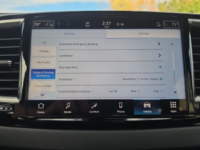 2026 Chrysler Pacifica Select