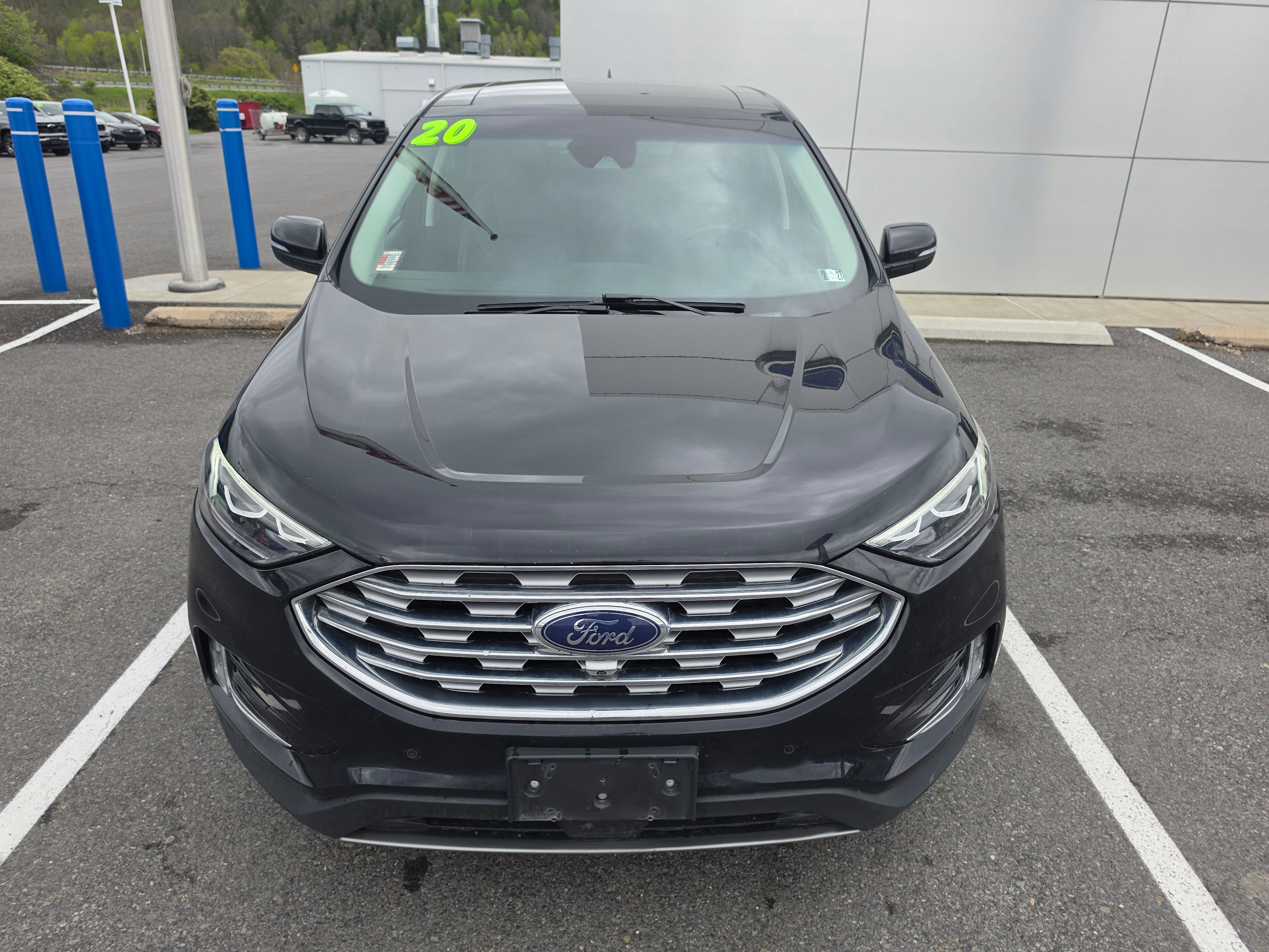 2020 Ford Edge Titanium
