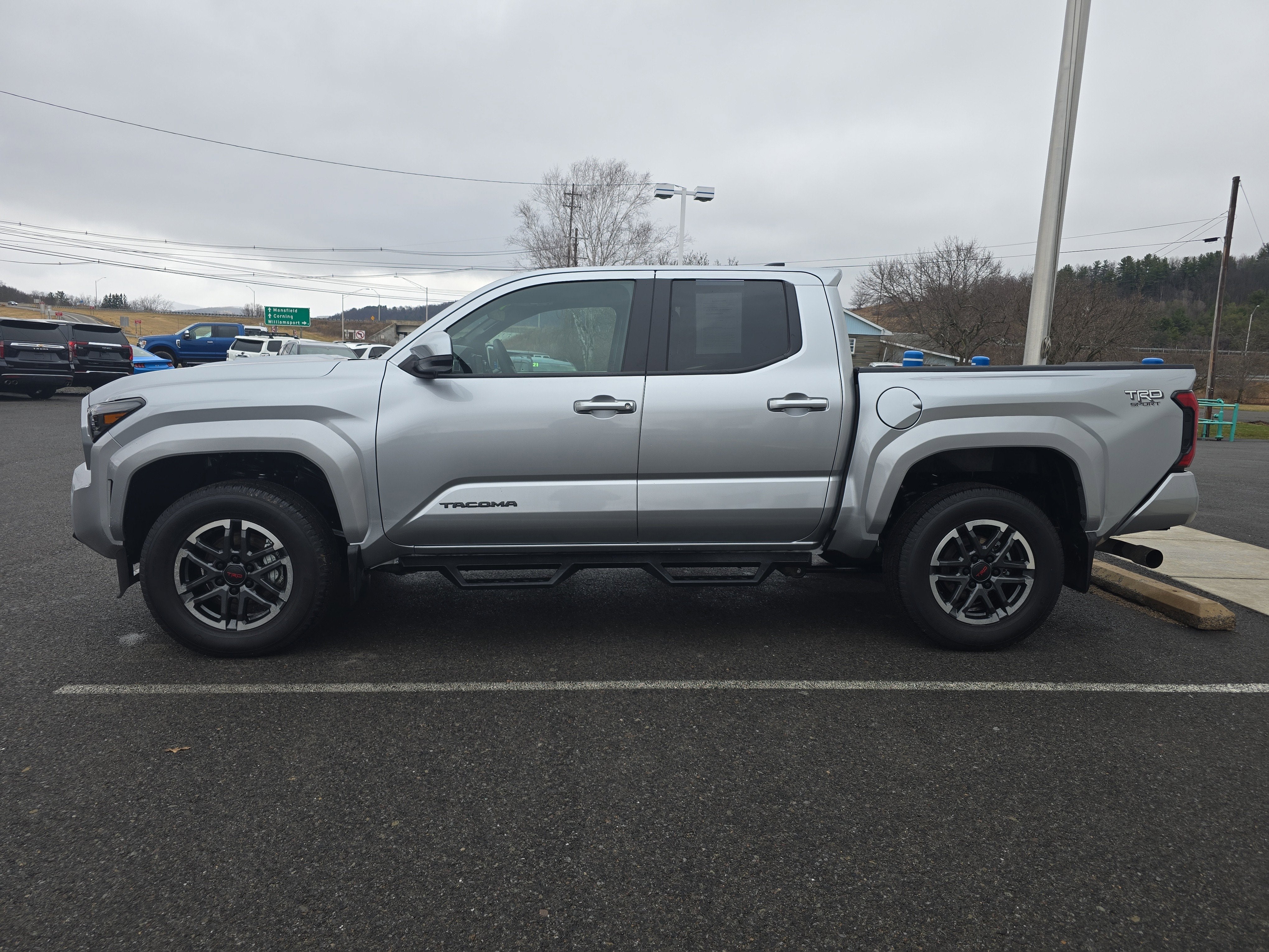 2025 Toyota Tacoma 4WD TRD Sport