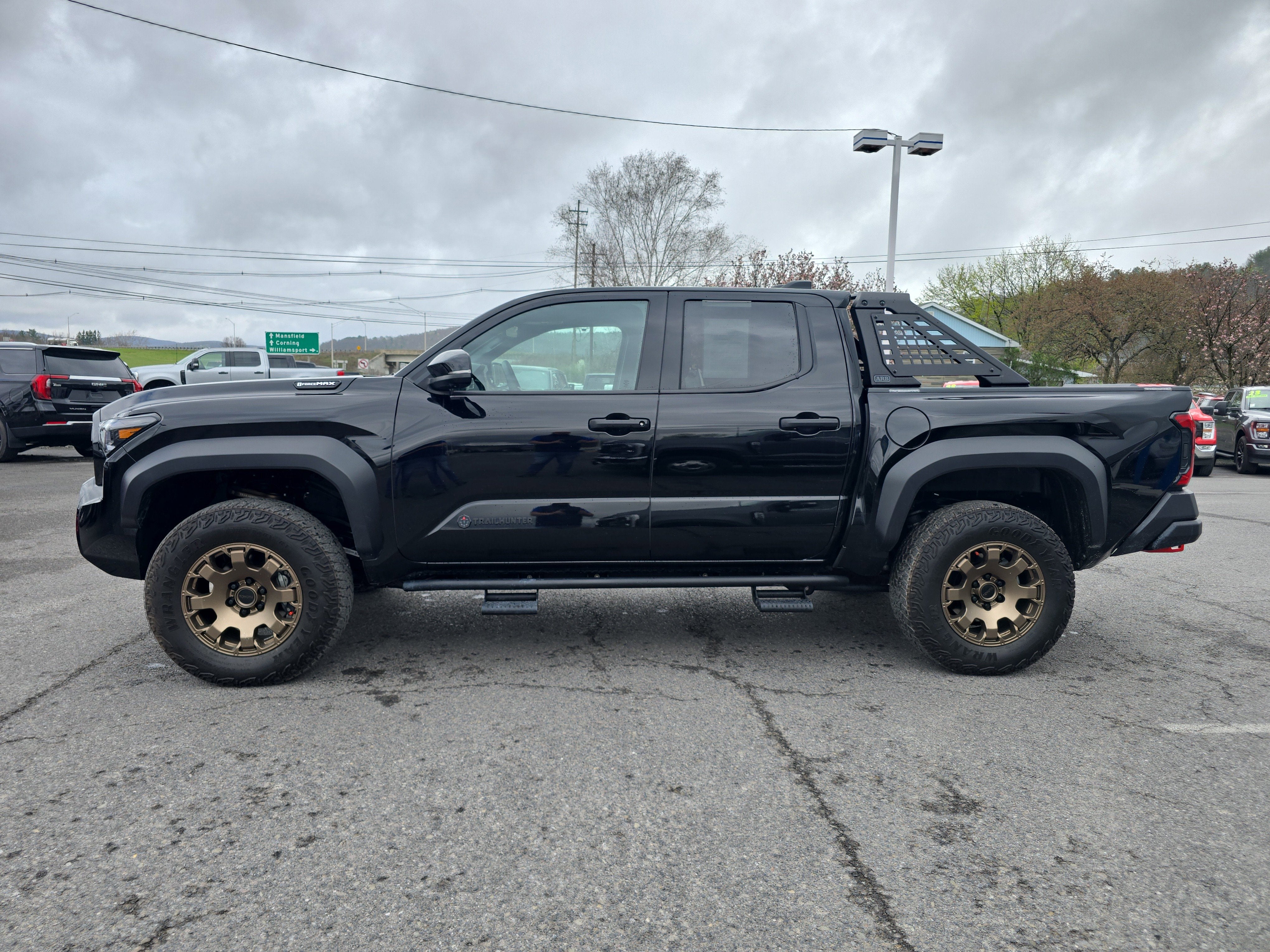 2025 Toyota Tacoma 4WD Trailhunter Hybrid