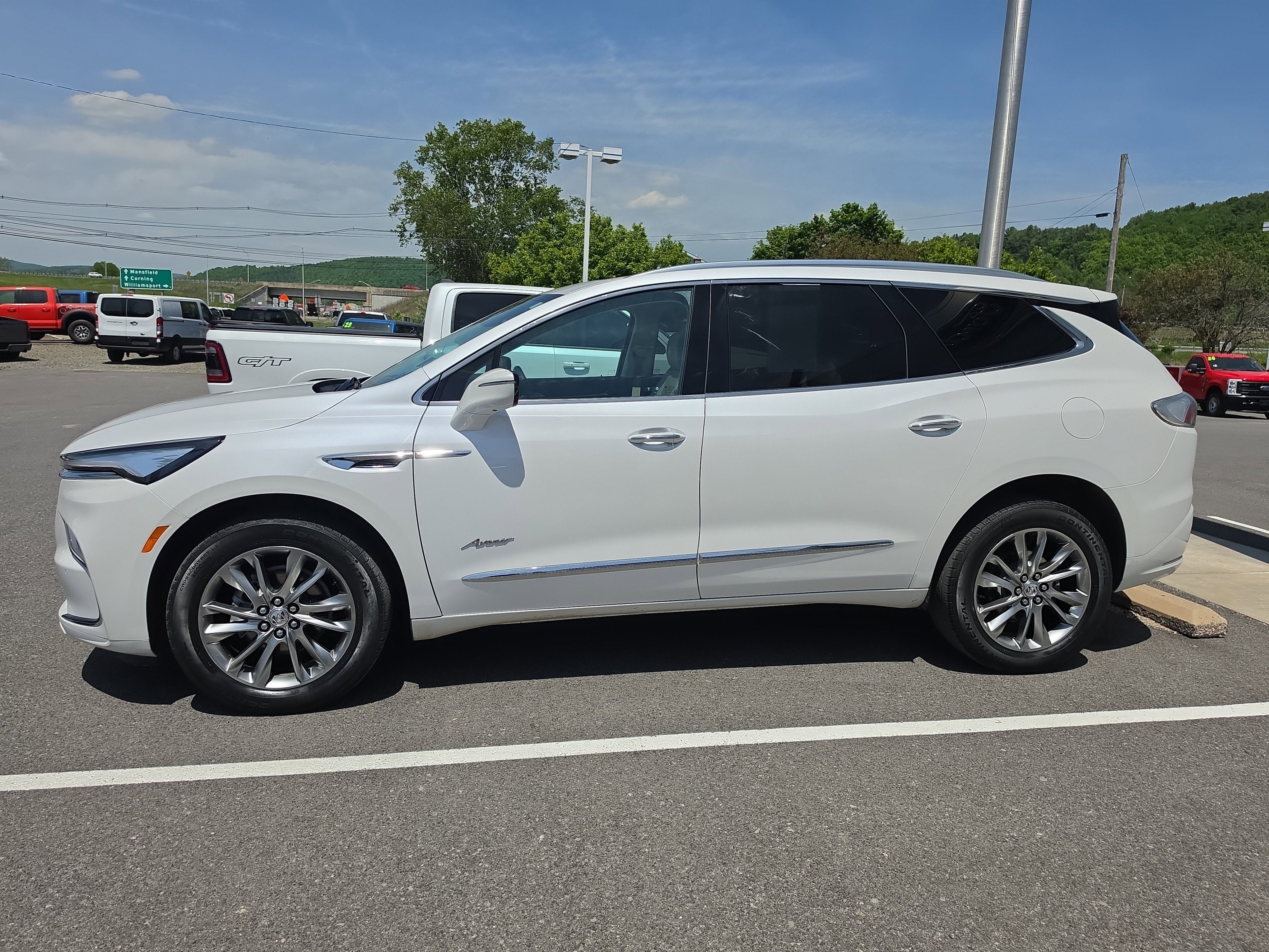 2023 Buick Enclave Avenir
