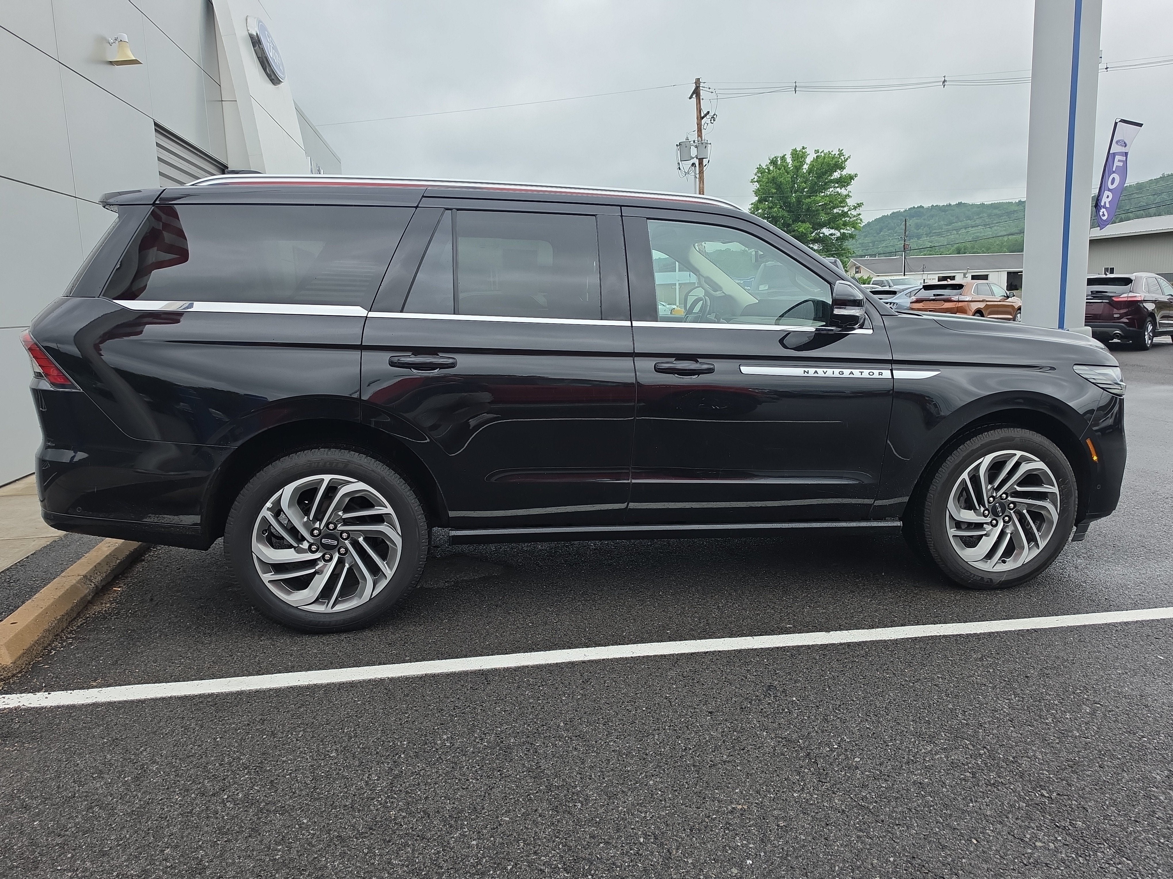 2025 Lincoln Navigator Reserve