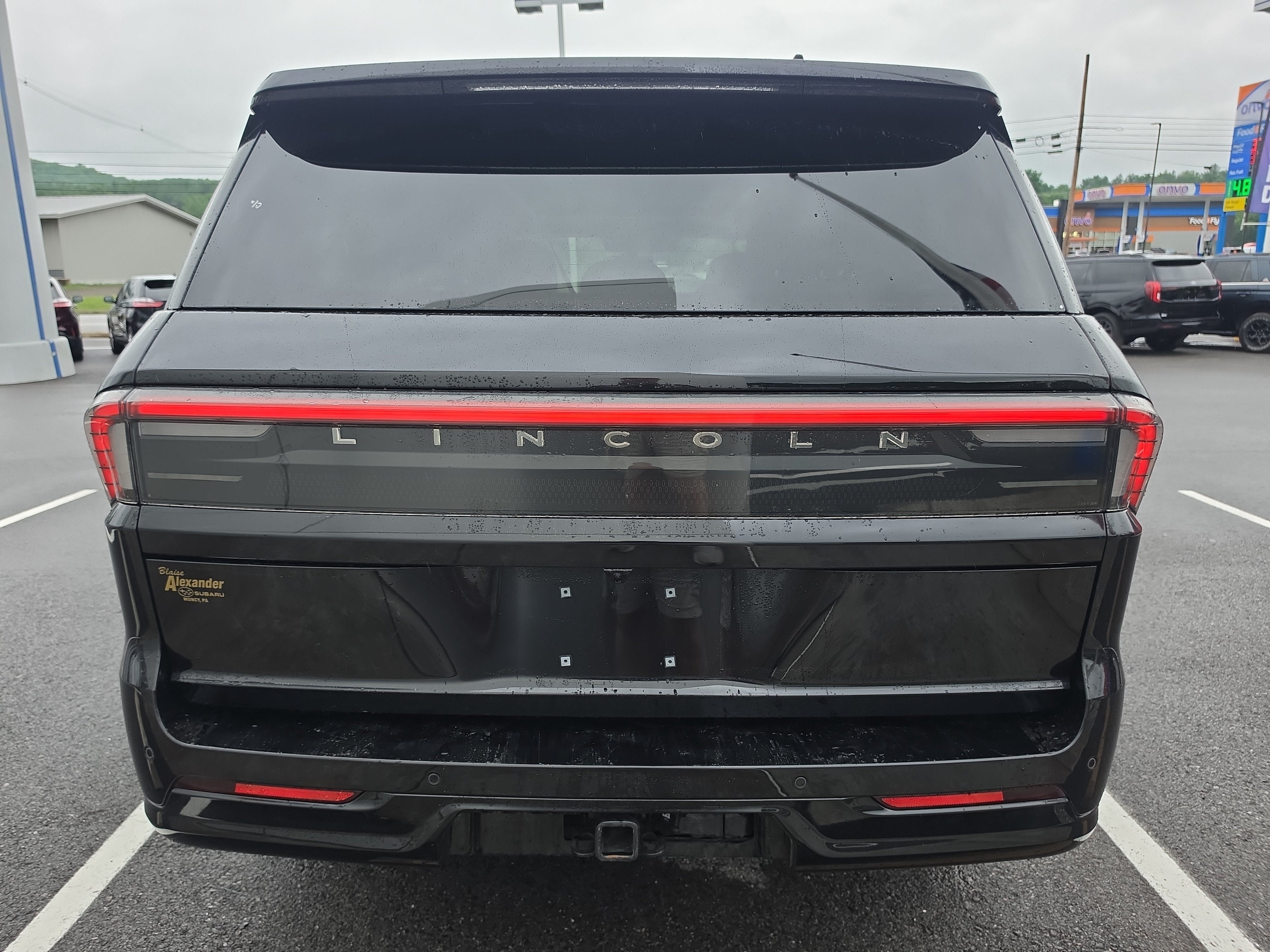 2025 Lincoln Navigator Reserve