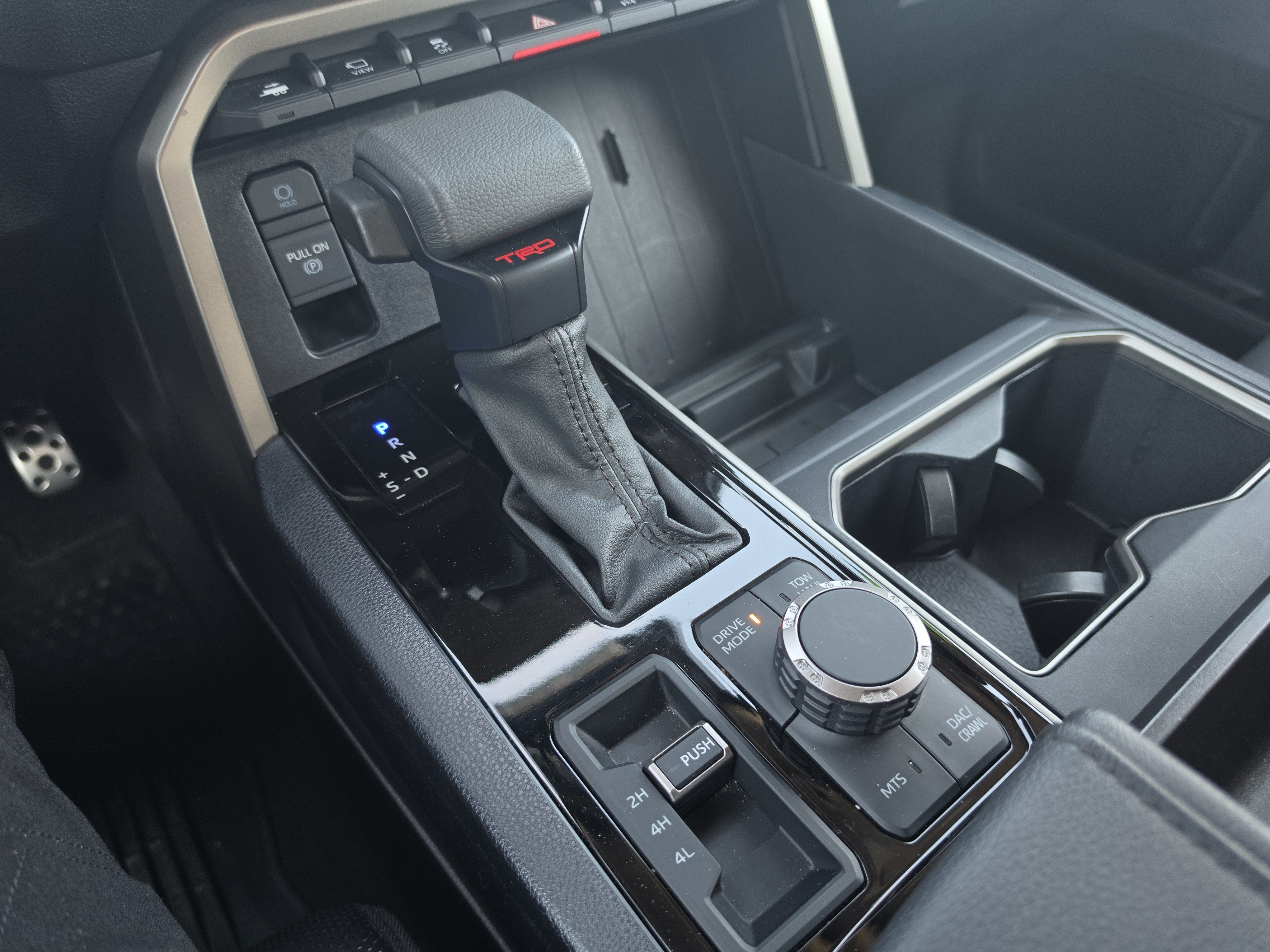 2023 Toyota Tundra 4WD SR5