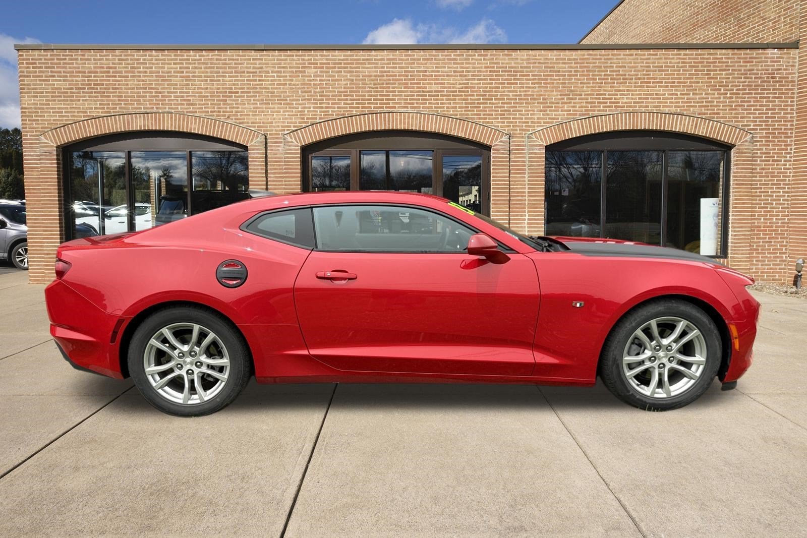 2023 Chevrolet Camaro 1LS
