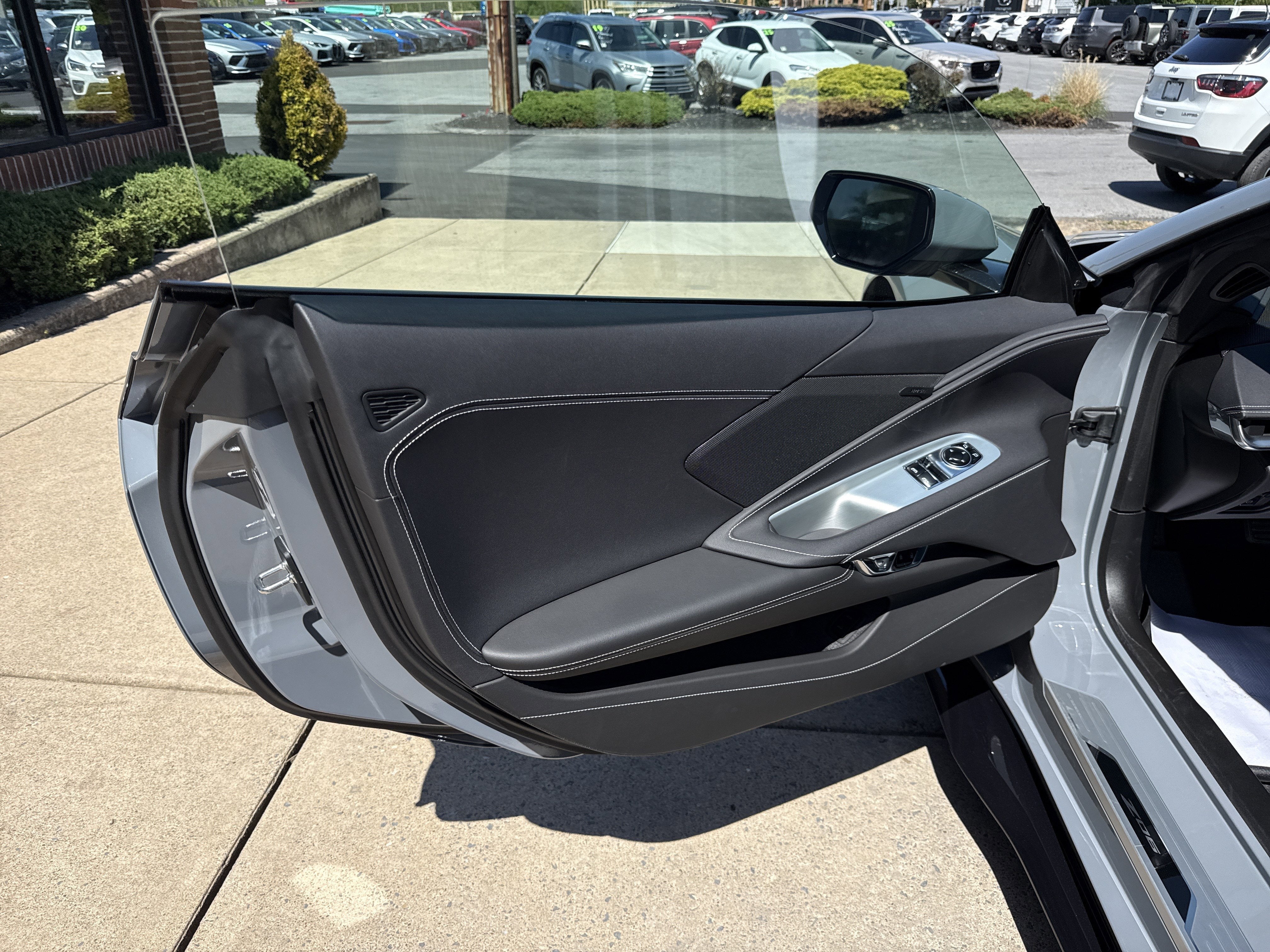 2025 Chevrolet Corvette 1LZ