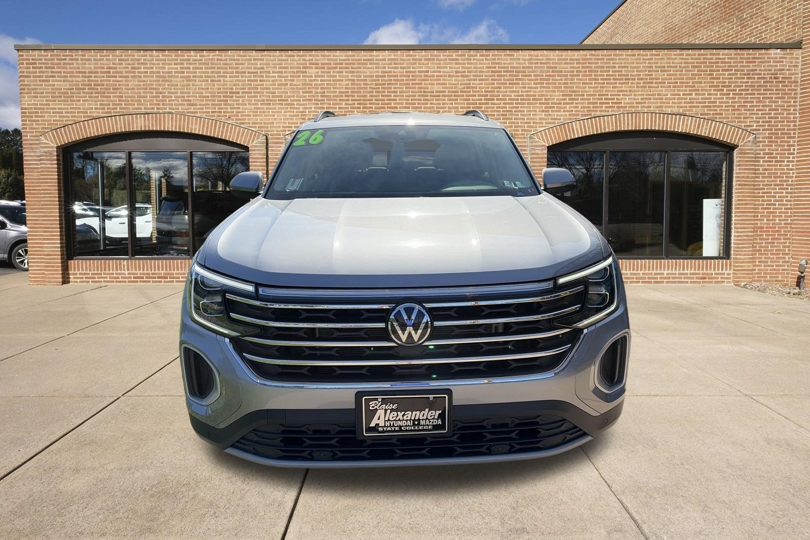 2026 Volkswagen Atlas 2.0T SE w/Technology