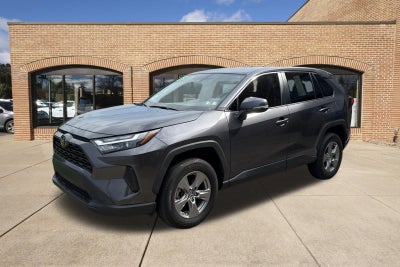 2023 Toyota RAV4 LE