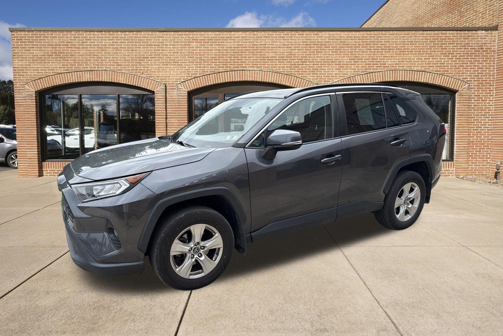 2019 Toyota RAV4 XLE