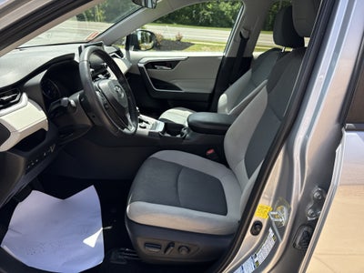 2019 Toyota RAV4 Hybrid XLE