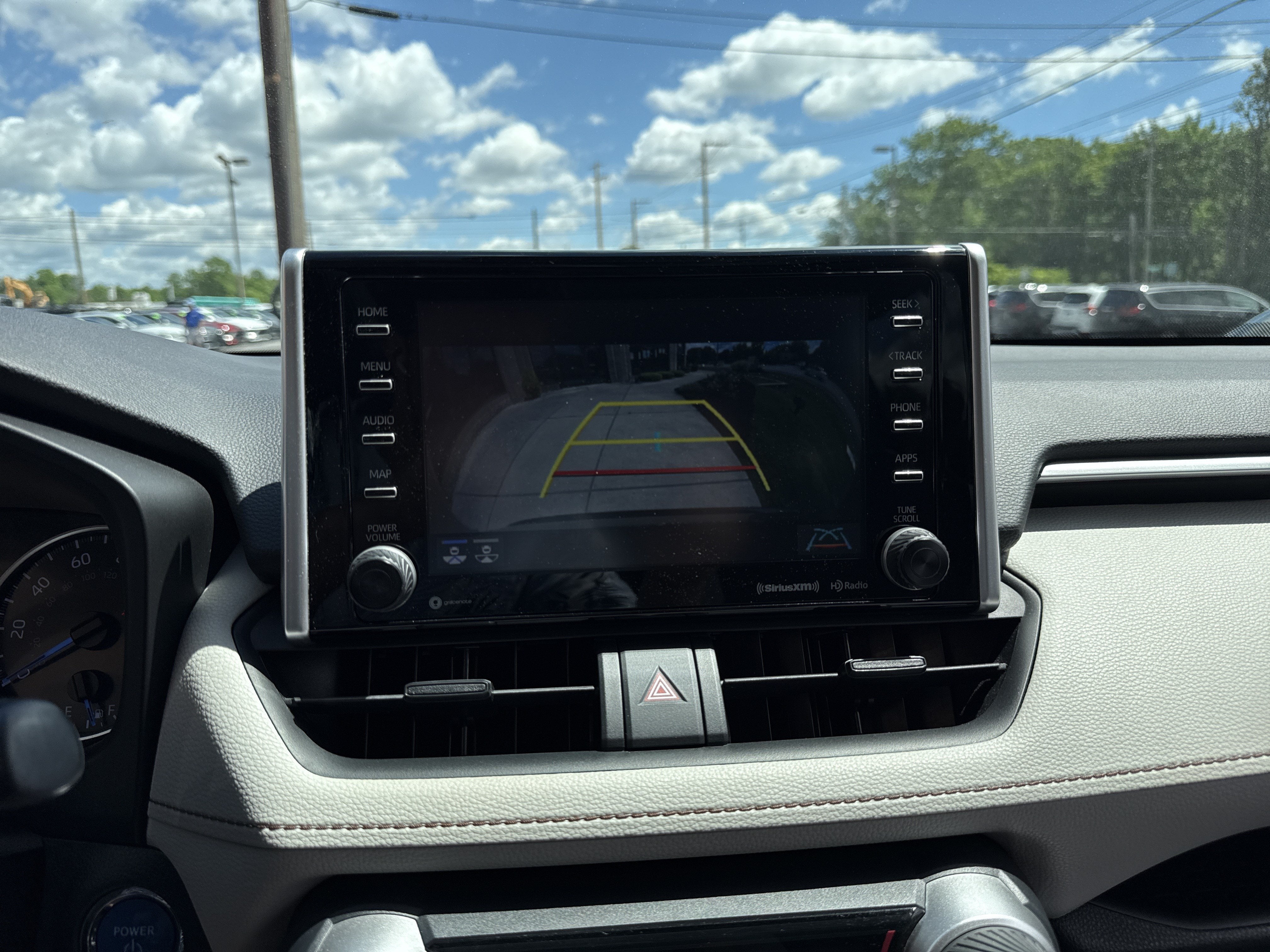 2019 Toyota RAV4 Hybrid XLE