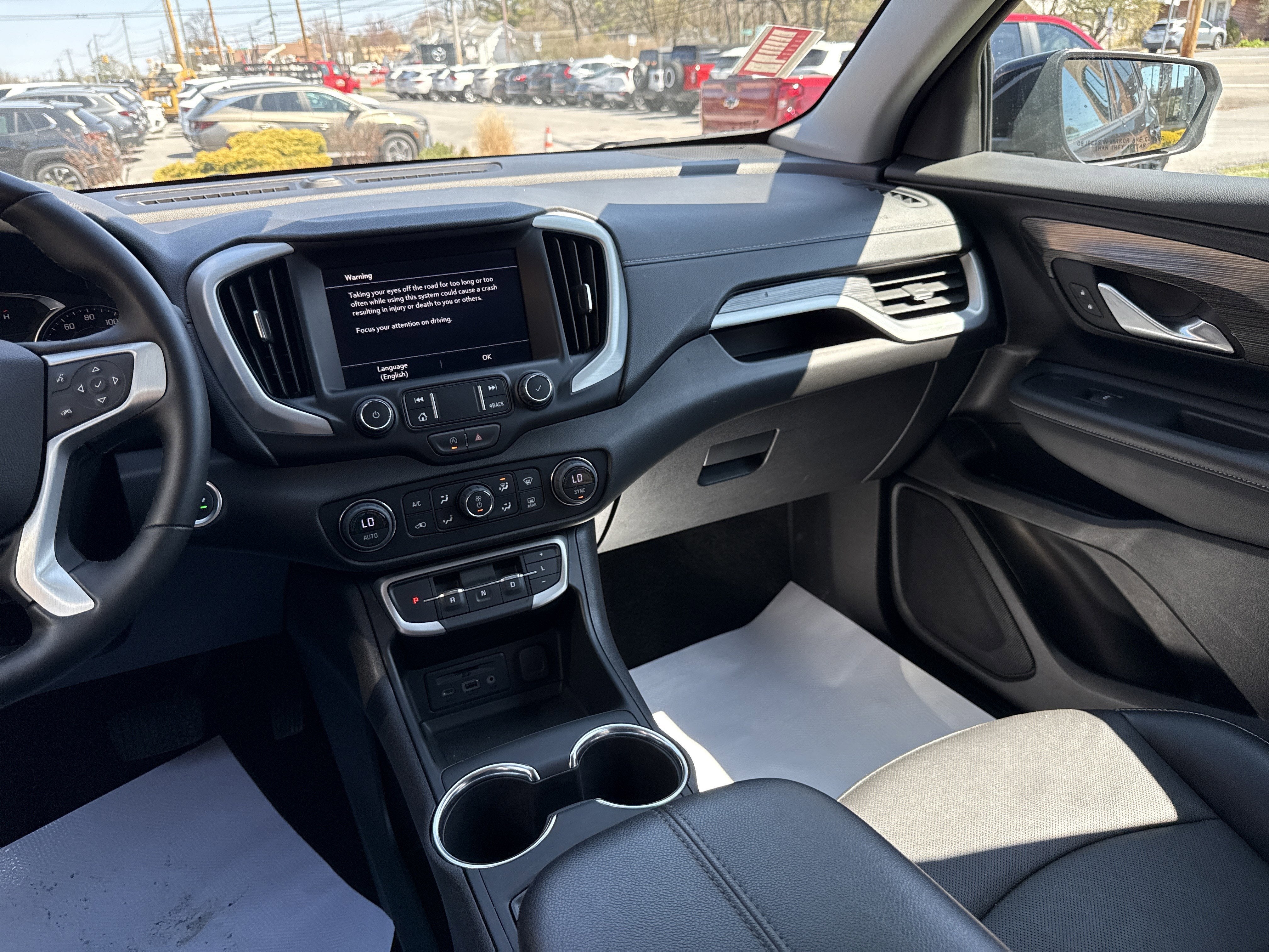 2024 GMC Terrain SLT