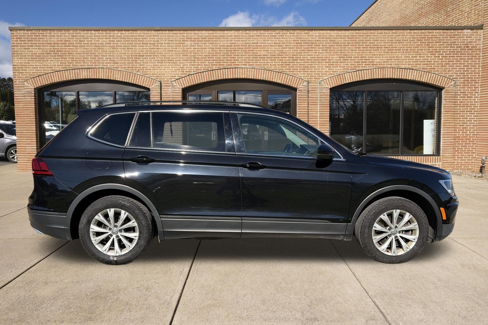 2019 Volkswagen Tiguan SE