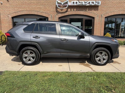 2025 Toyota RAV4 Hybrid XLE