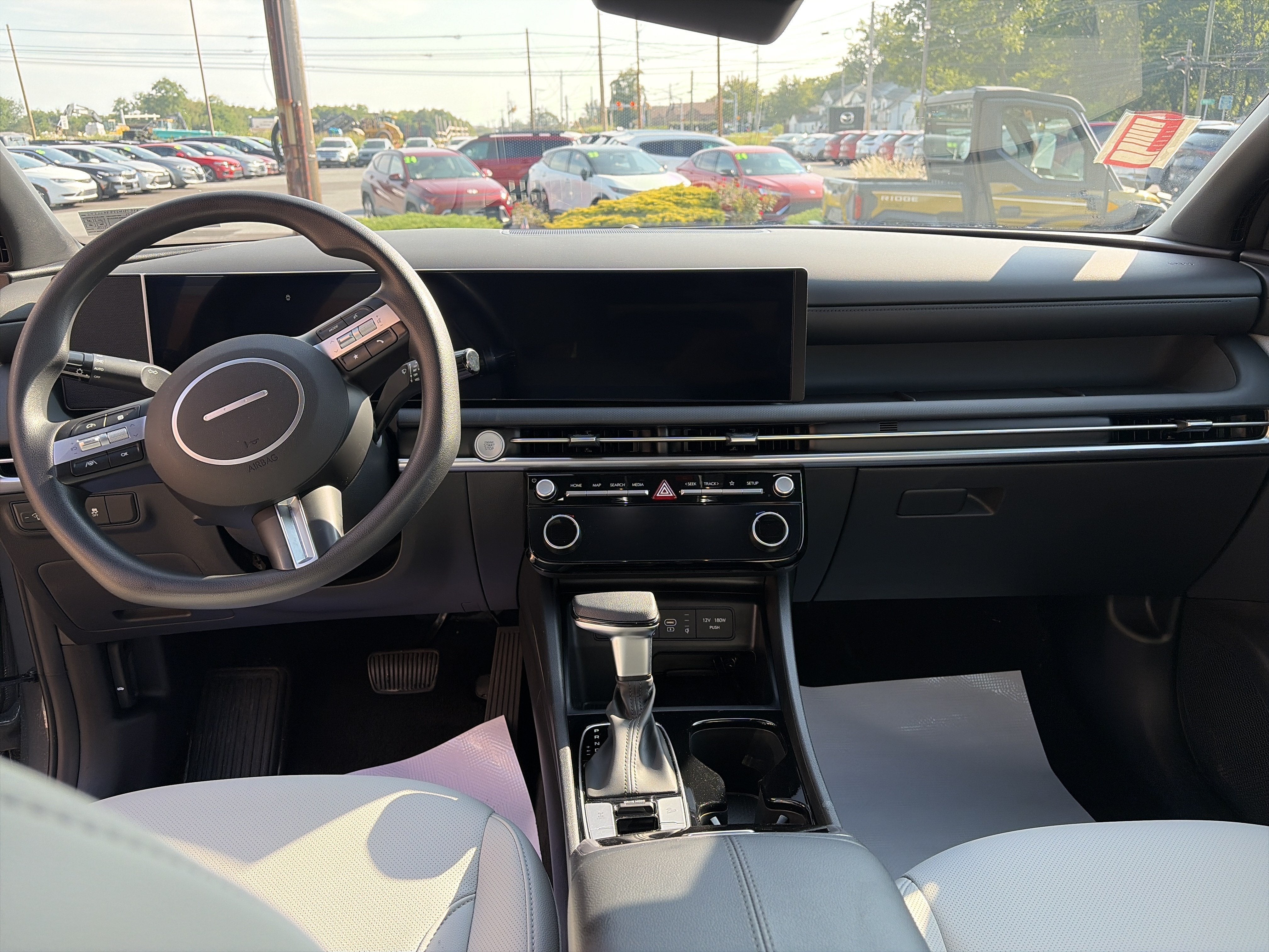 2025 Hyundai Santa Cruz SEL Activity