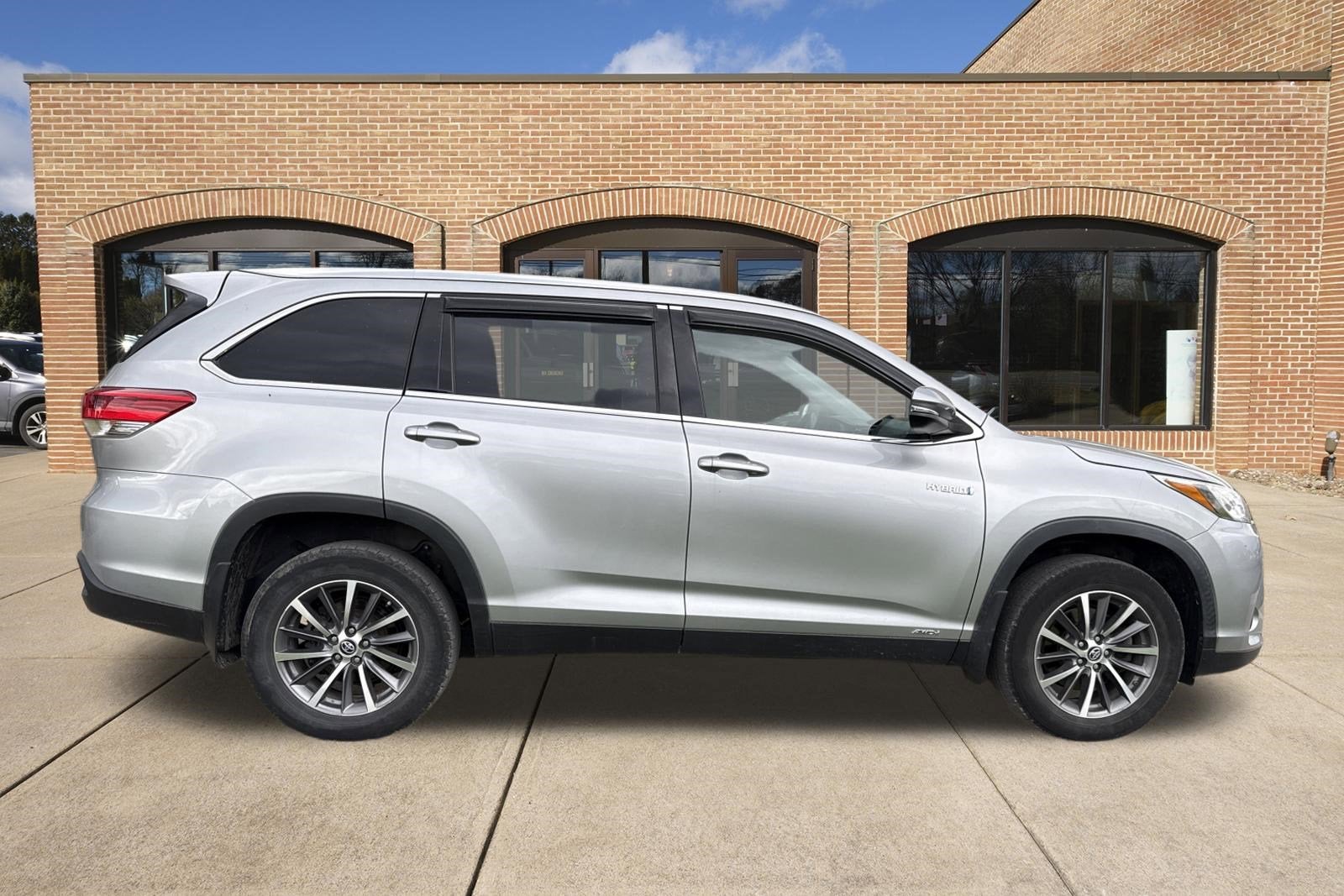 2019 Toyota Highlander Hybrid XLE