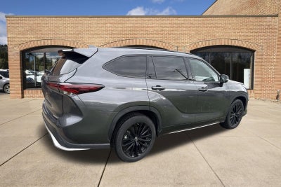 2025 Toyota Highlander XSE